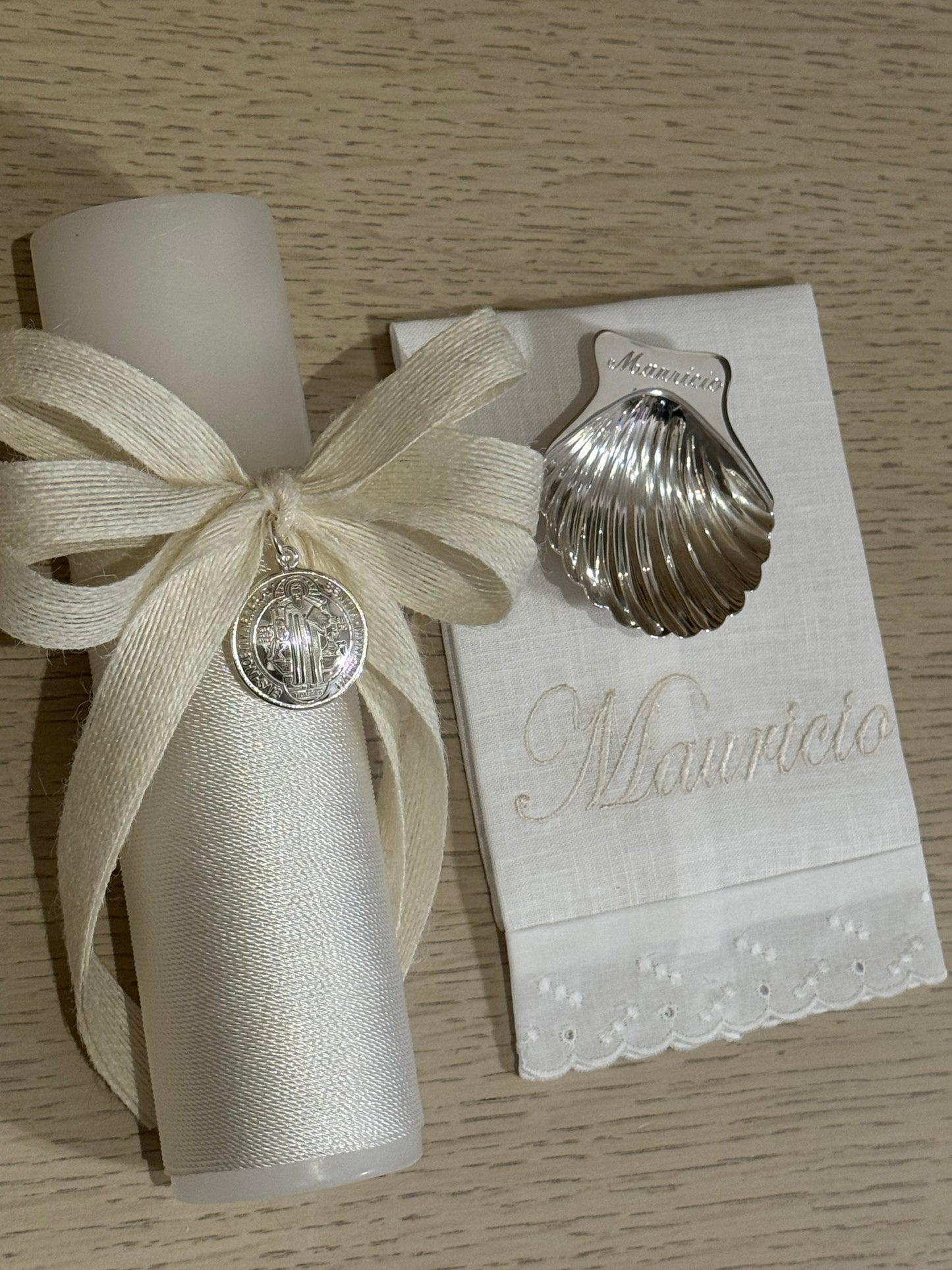 Set de Bautizo con Medalla de San Benito - Personalizado