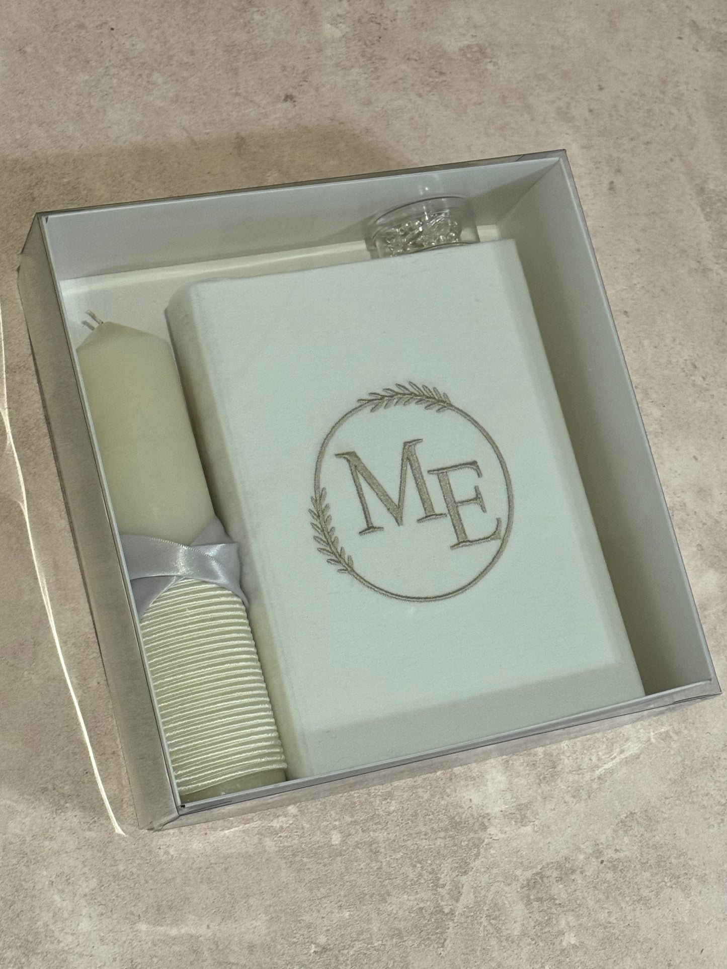 Set de Bodas/ Vela, Biblia y Rosario