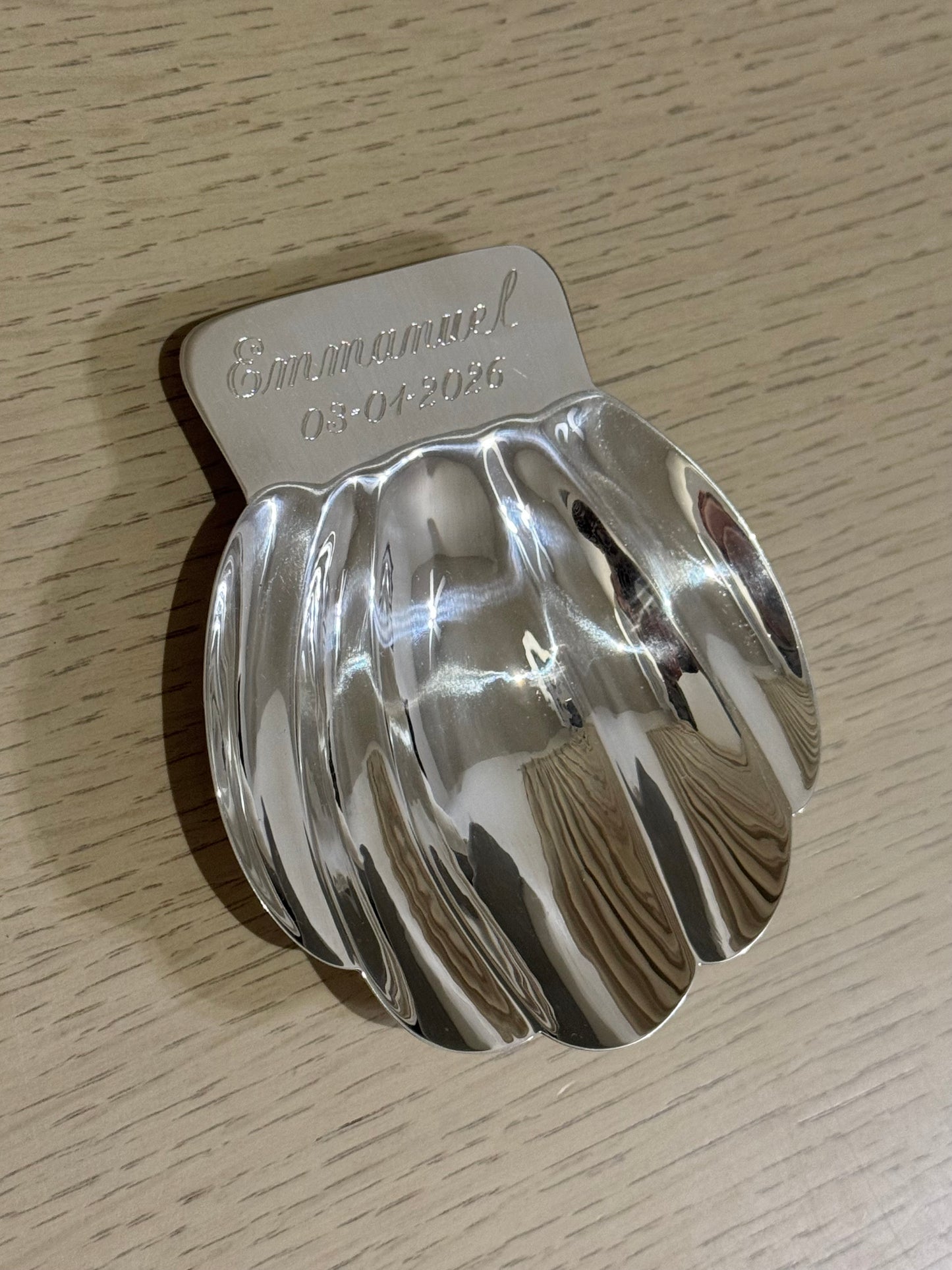 Concha de Bautizo Grande 11.5 x 13 cm