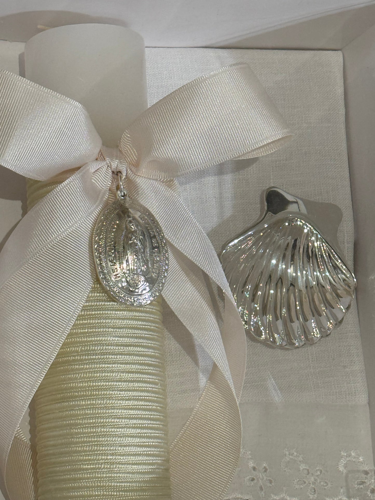 Kit de Bautizo con Medalla de la Virgen de Guadalupe