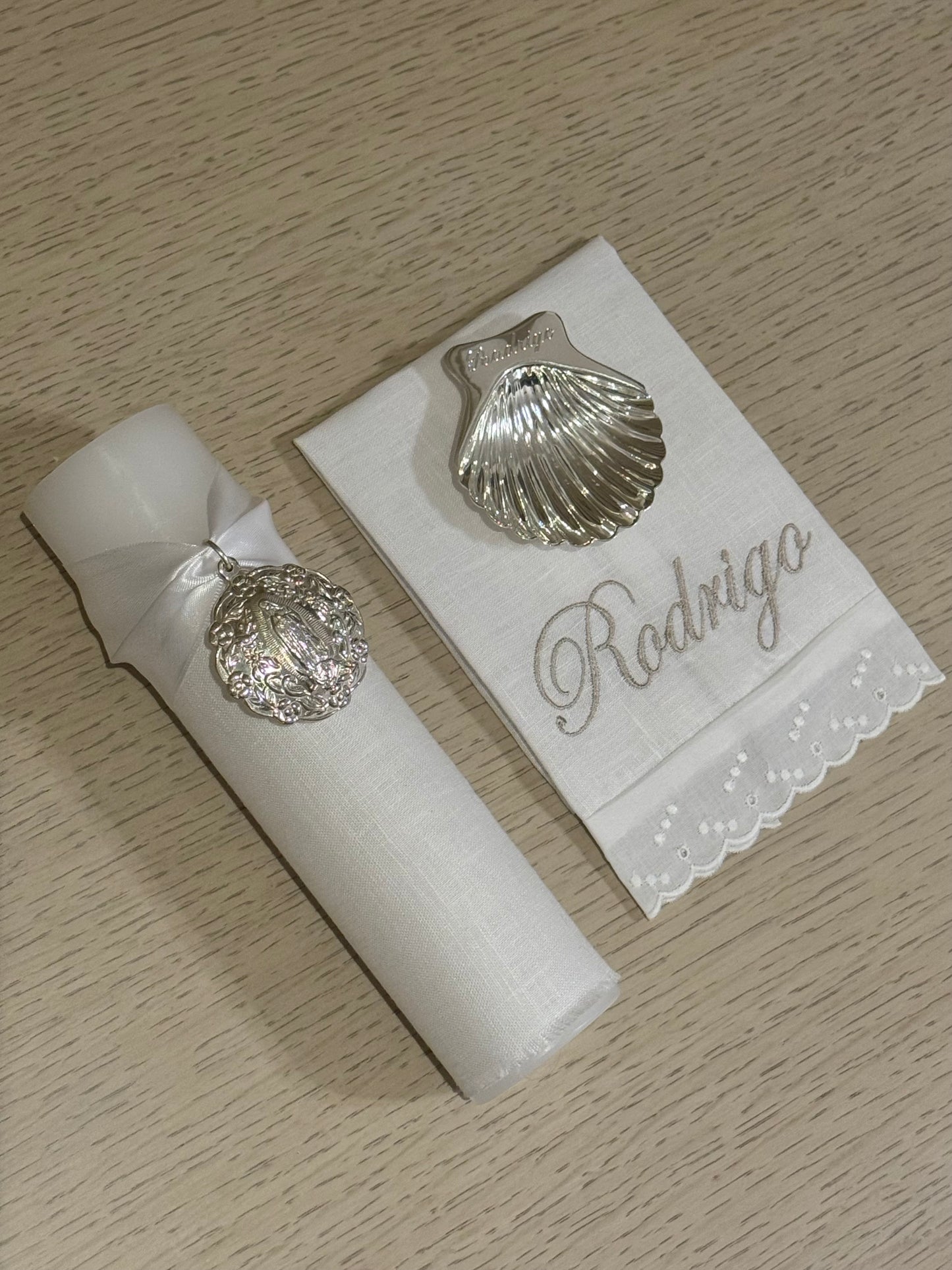 Set de Bautizo con Medalla de la Virgen de Guadalupe - Personalizado