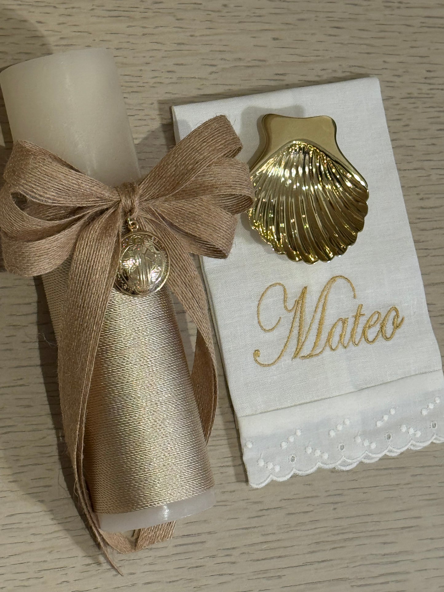 Set de Bautizo con Medalla de San Benito - Personalizado