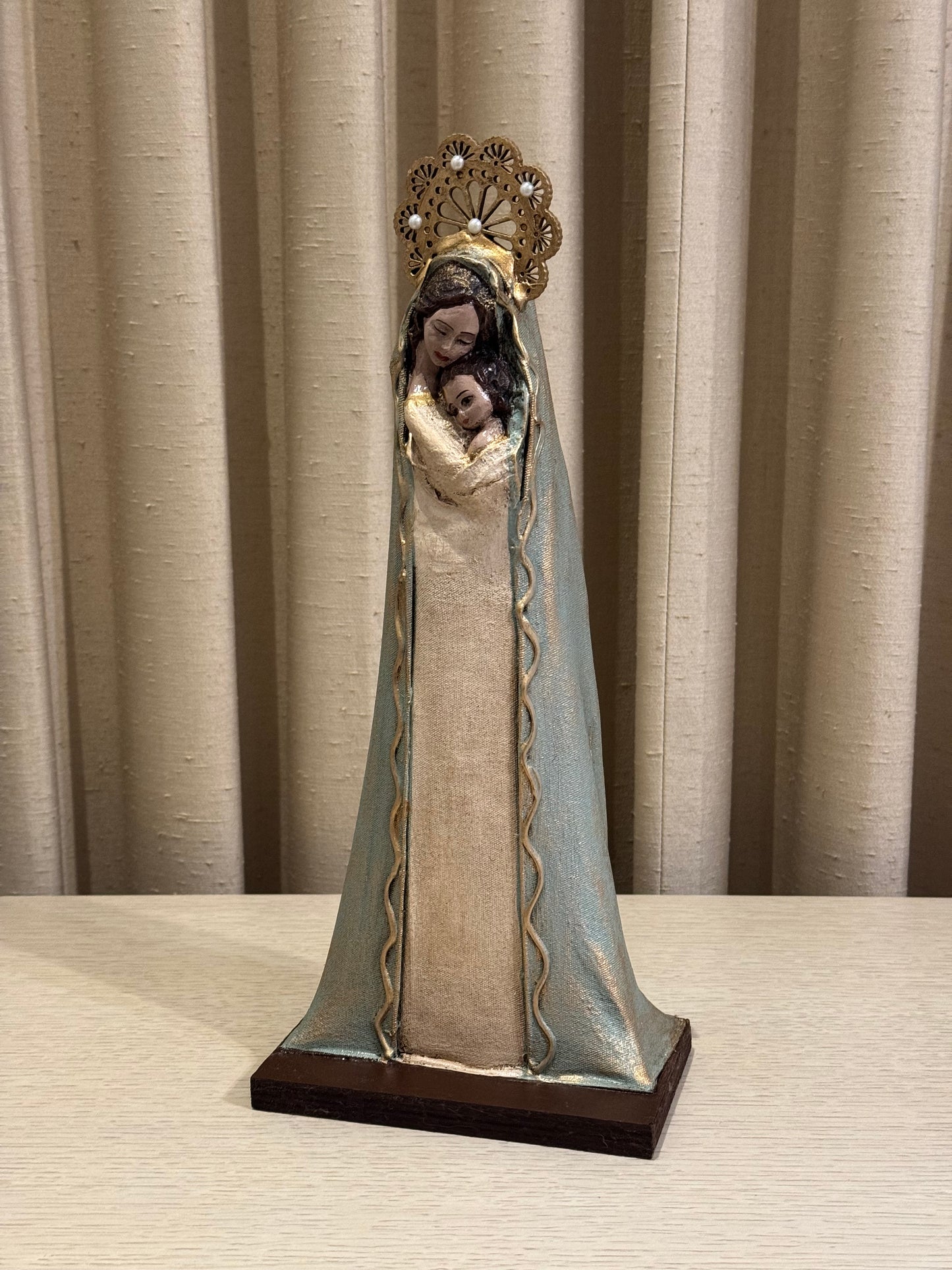 Virgen de Manta 39 cm