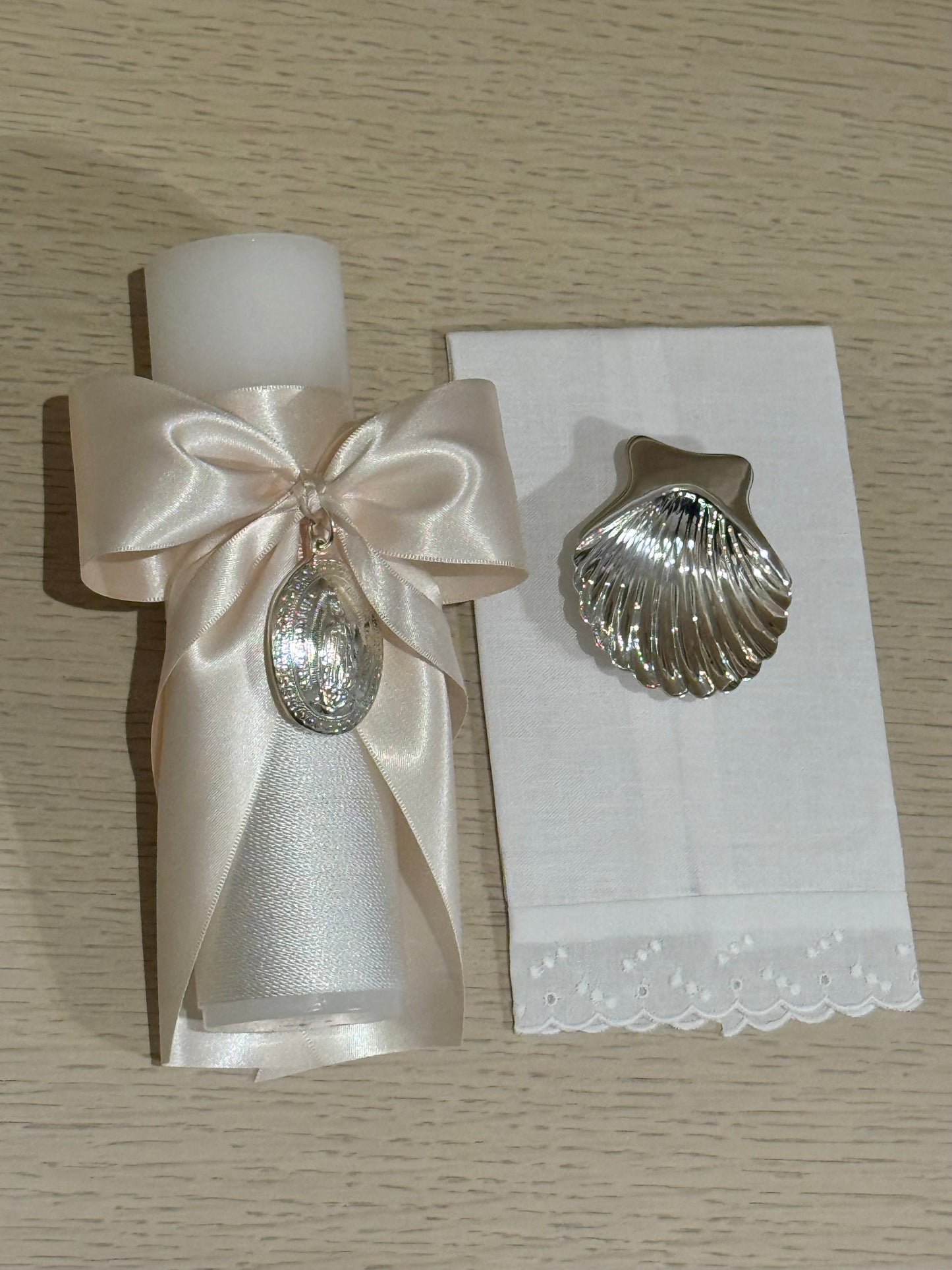 Set de Bautizo con Medalla de la Virgen de Guadalupe