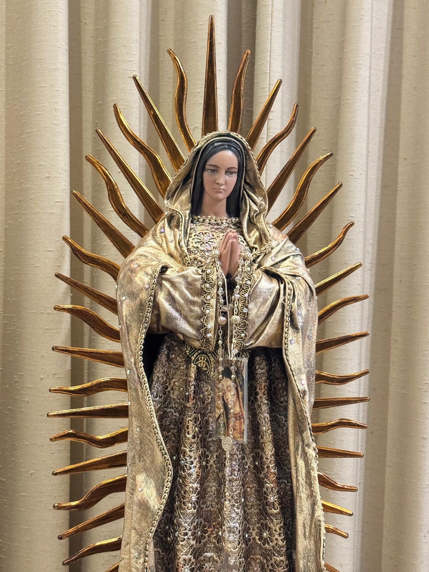 Virgen de Guadalupe 70 cm