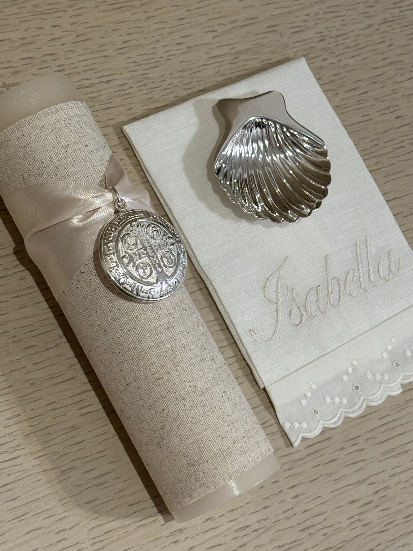 Set de Bautizo con Medalla de San Benito - Personalizado