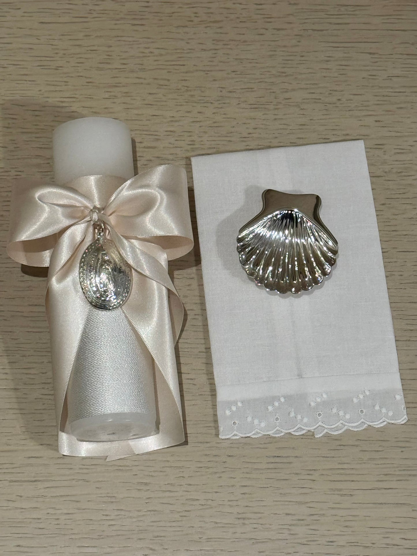 Set de Bautizo con Medalla de la Virgen de Guadalupe