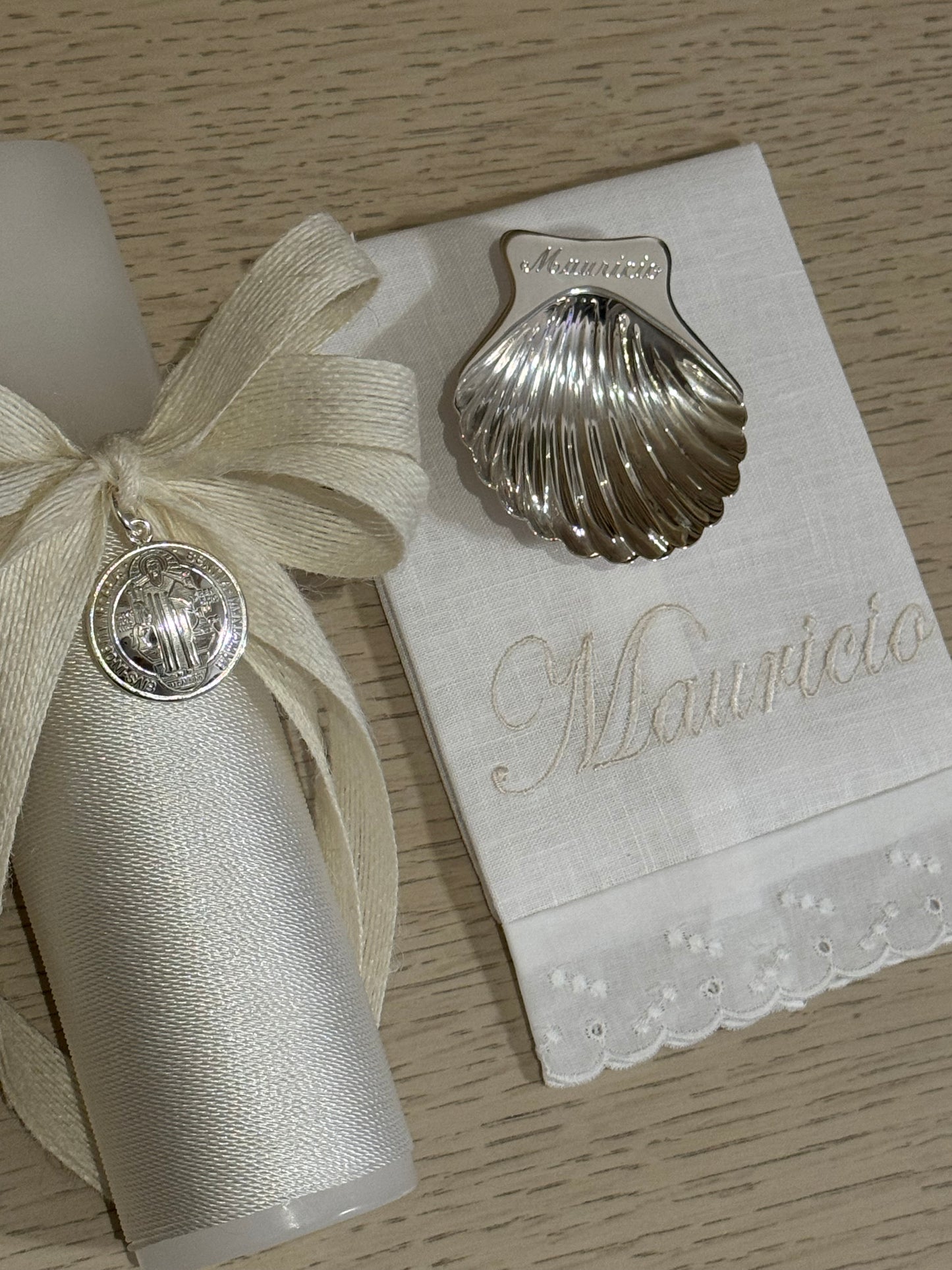 Set de Bautizo con Medalla de San Benito - Personalizado