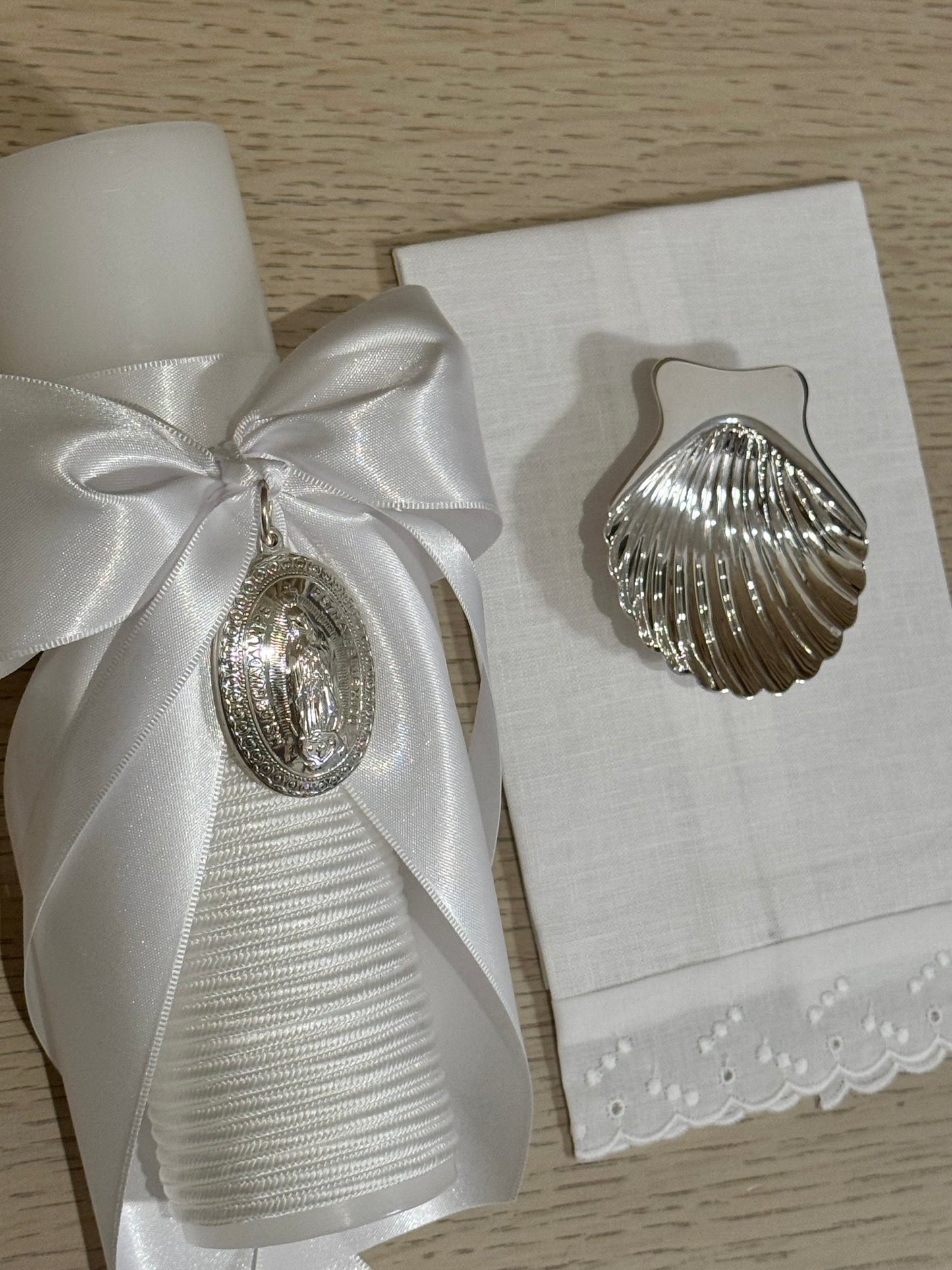 Set de Bautizo con Medalla de la Virgen de Guadalupe