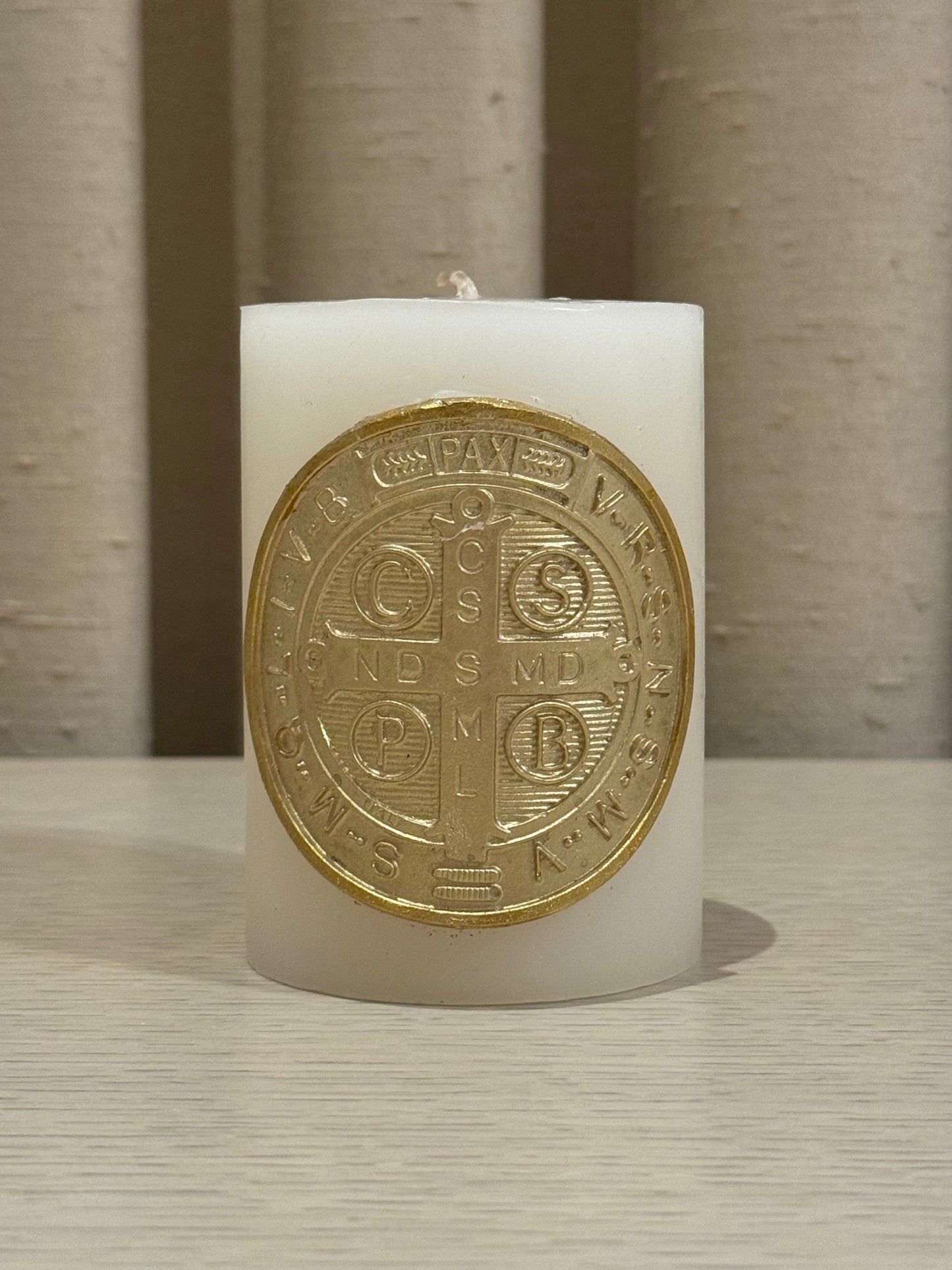 Mini Cirio de Medalla de San Benito 7 x 10 cm / Paquete de 10 piezas
