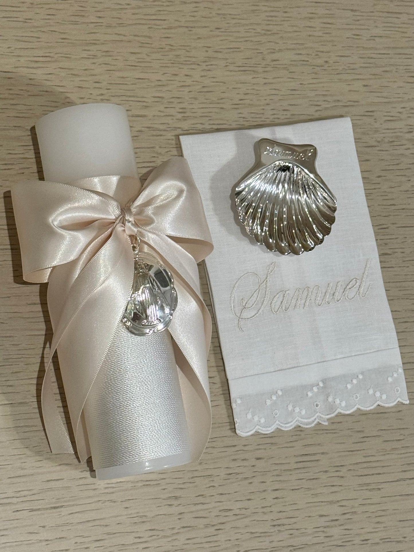 Set de Bautizo con Medalla de la Virgen Milagrosa - Personalizado