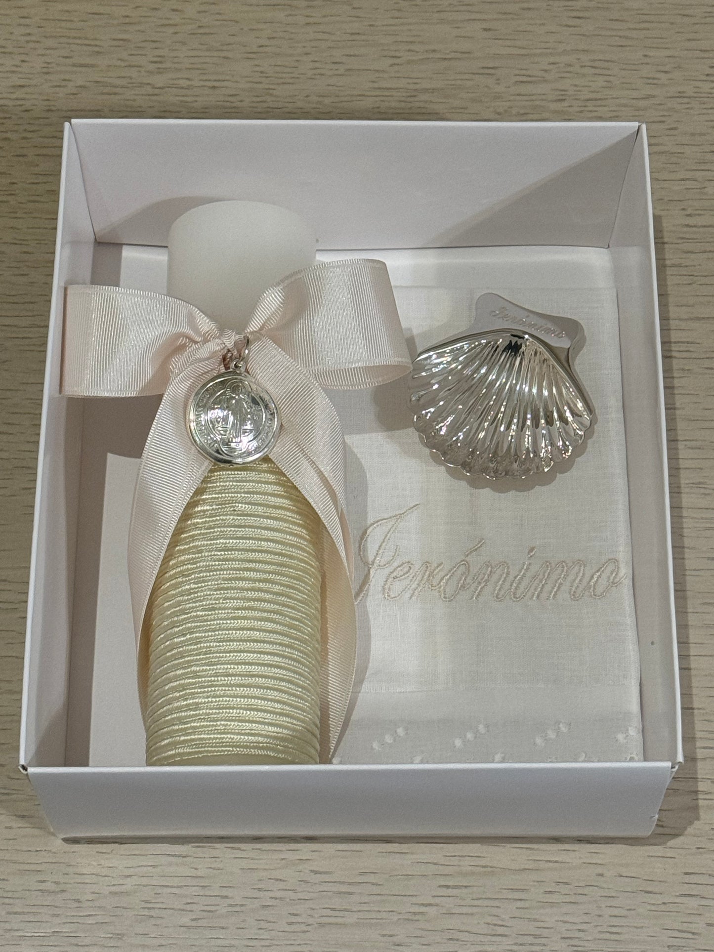 Set de Bautizo con Medalla de San Benito - Personalizado