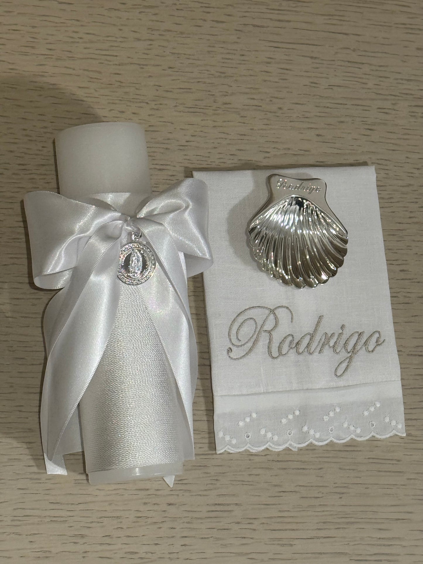 Set de Bautizo con Medalla de la Virgen de Guadalupe - Personalizado