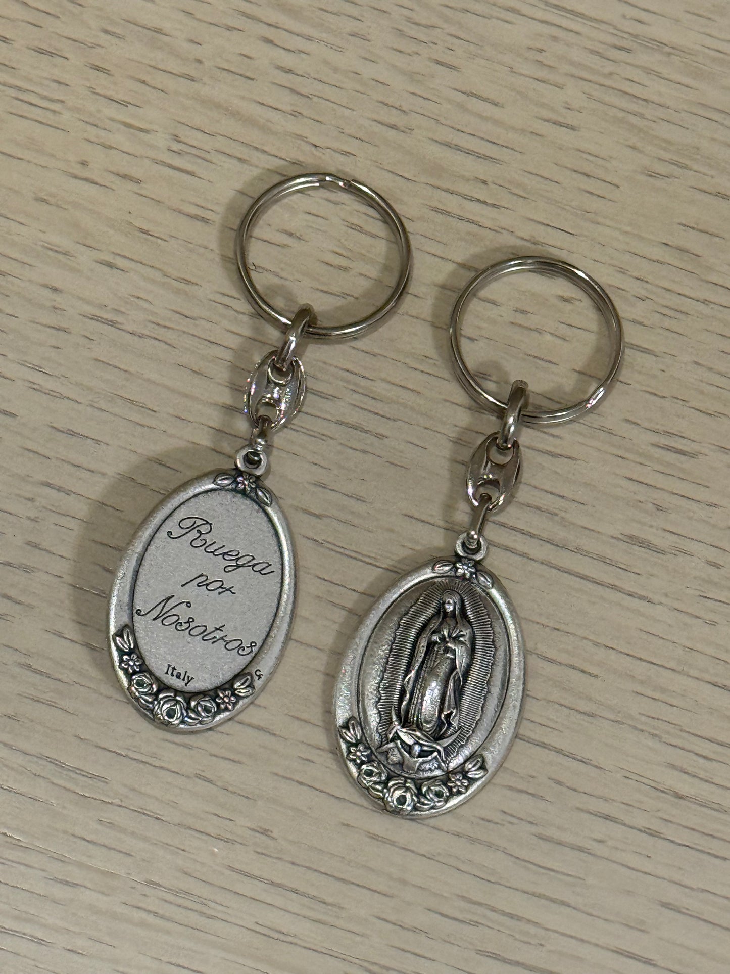 Llavero de Virgen de Guadalupe / Paquete de 10 piezas