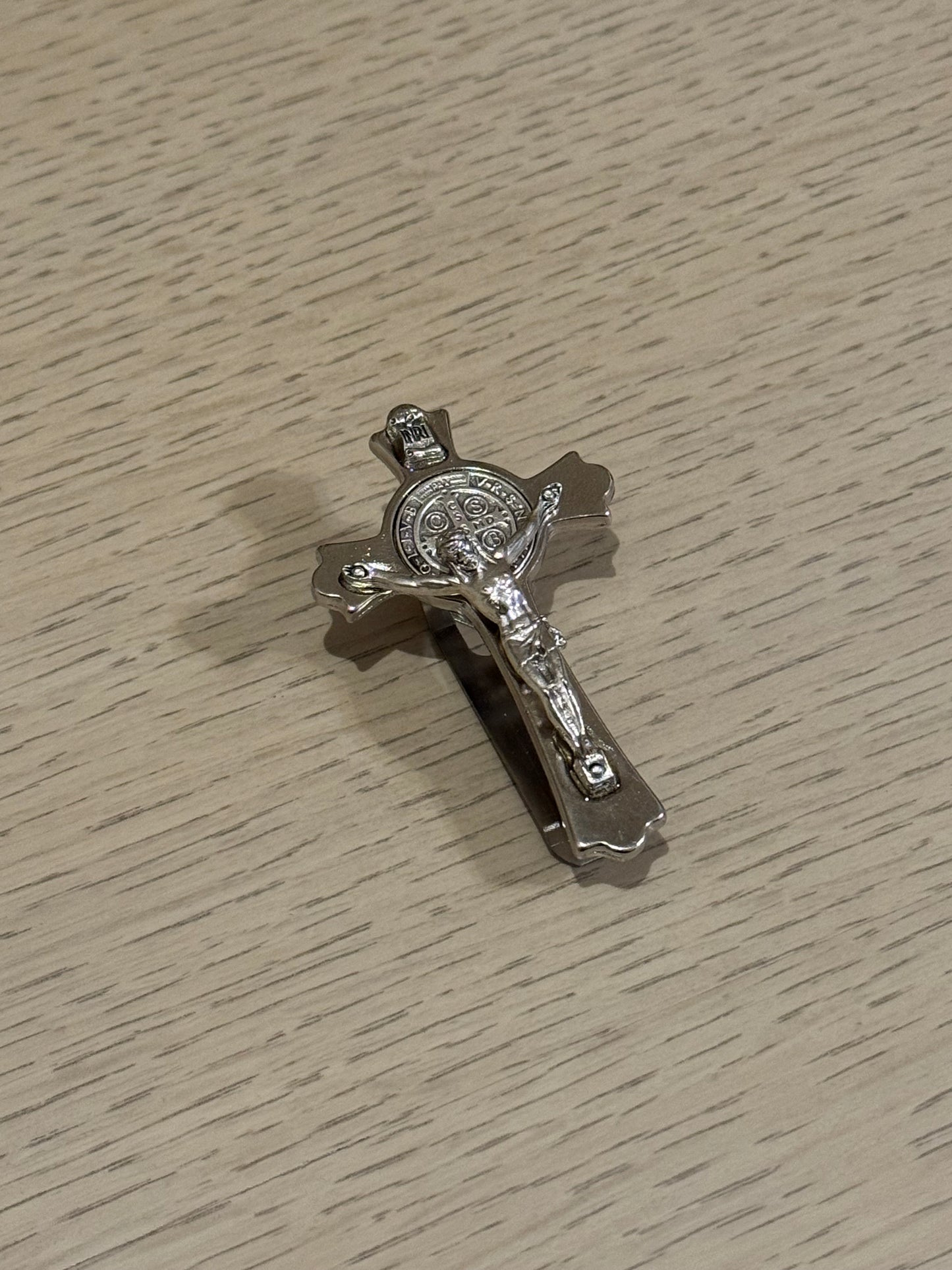 Clip Bendición de Cruz de San Benito / Paquete de 10 piezas