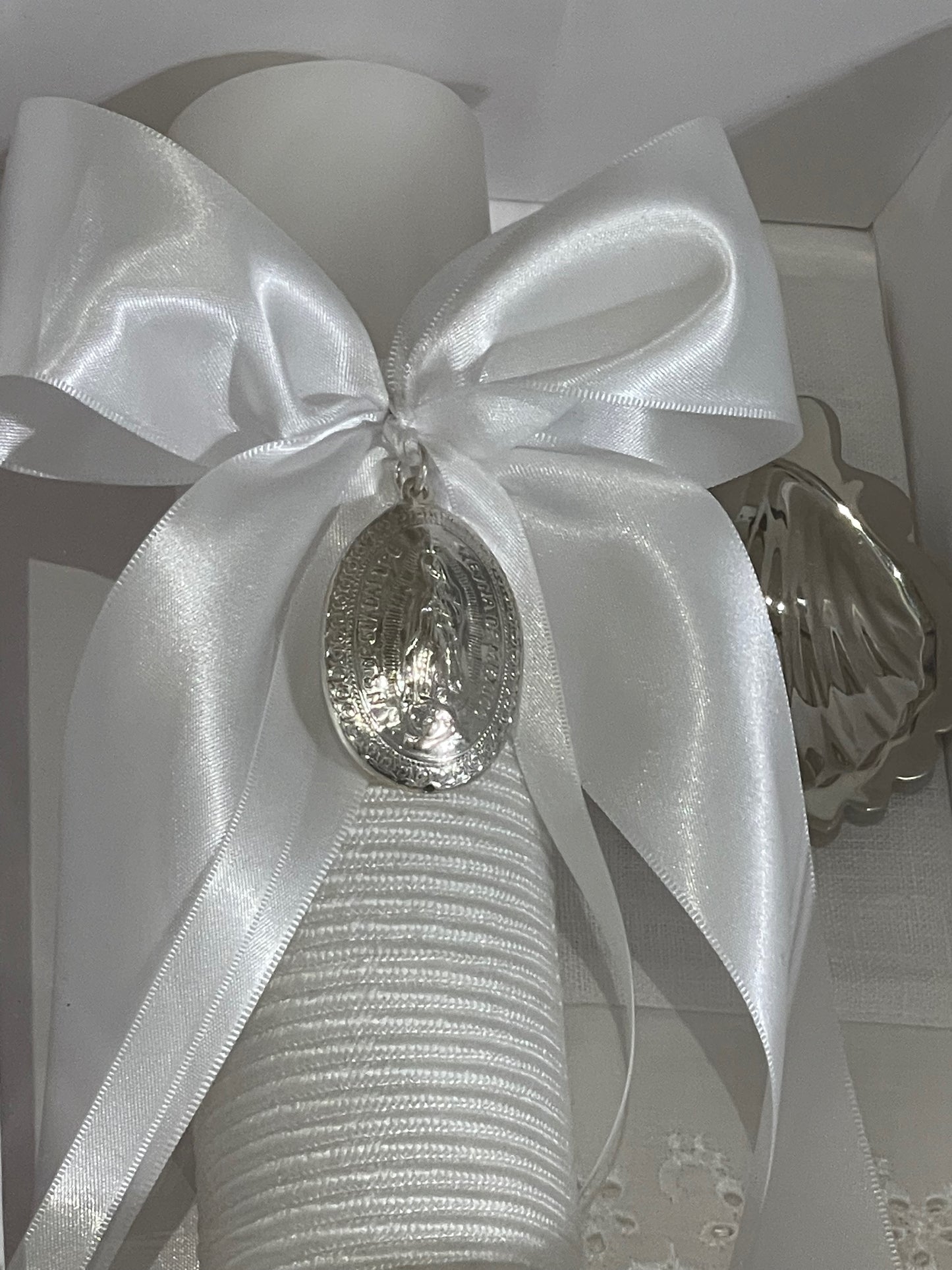 Kit de Bautizo con Medalla de la Virgen de Guadalupe