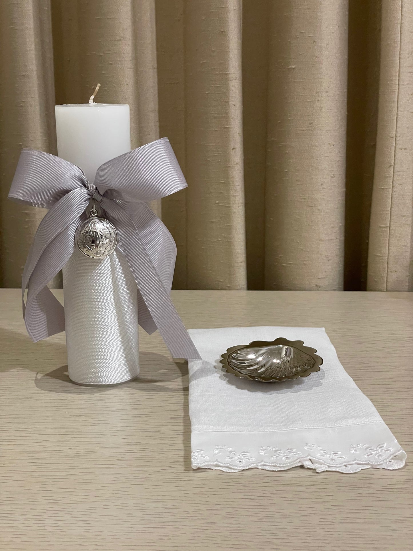 Kit de Bautizo con Medalla de San Benito