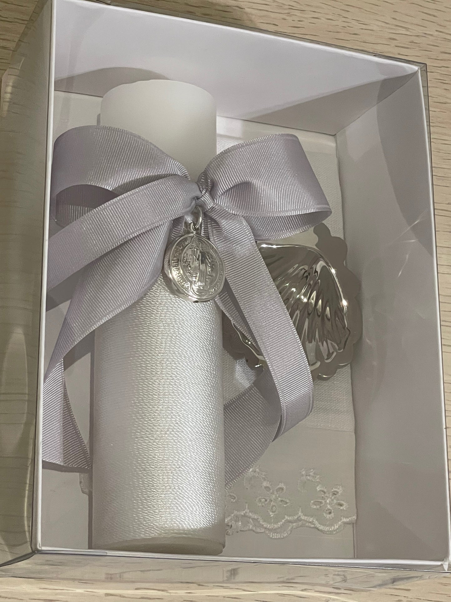 Kit de Bautizo con Medalla de San Benito