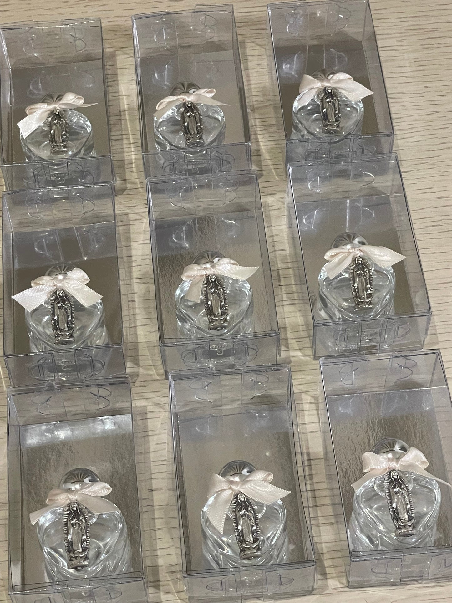 Botellita para Agua Bendita de la Virgen de Guadalupe - Corazón / Paquete de 10 piezas