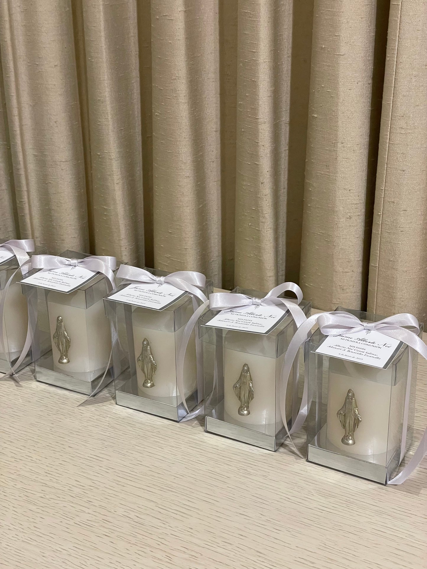 Mini Cirio de Virgen Milagrosa 6 x 7 cm / Paquete de 10 piezas