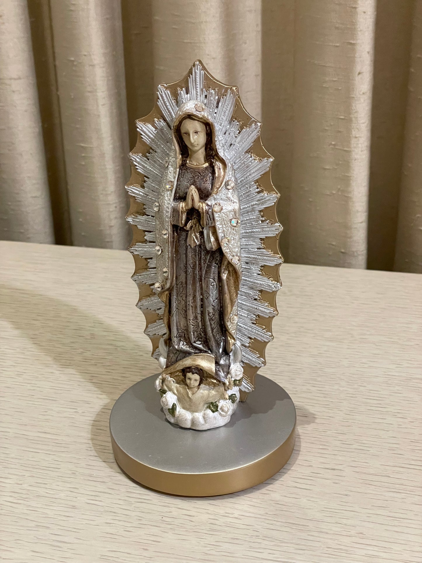 Virgen de Guadalupe 20 cm