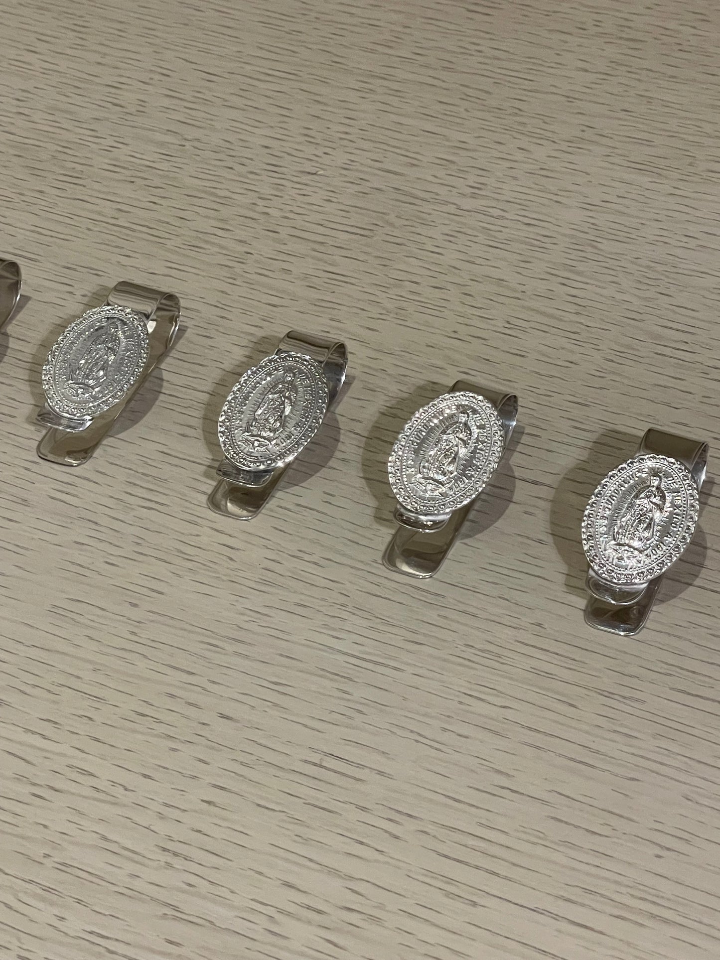 Clip Bendición de Auto de Virgen de Guadalupe / Paquete de 10 piezas