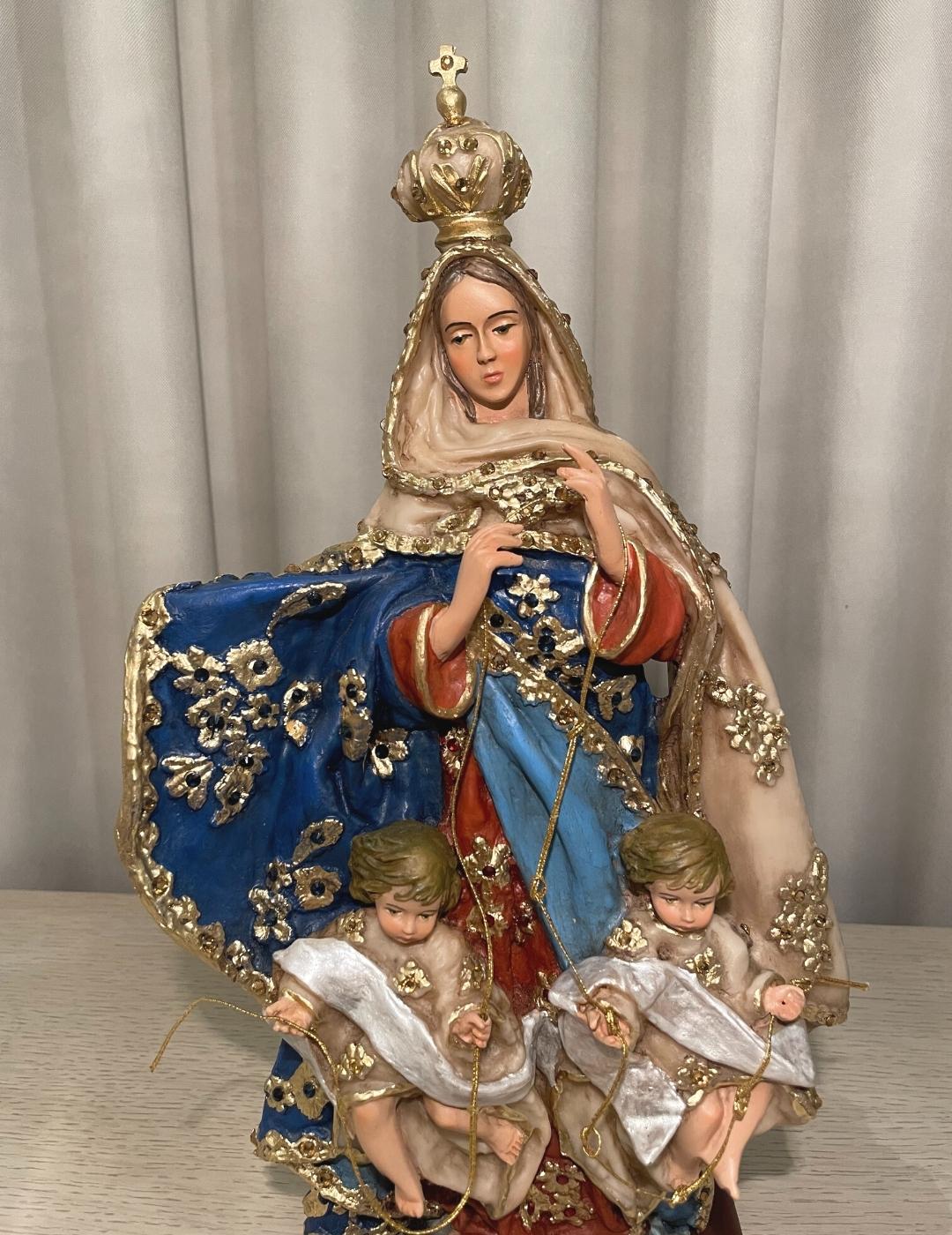 Virgen Desatanudos 39 cm