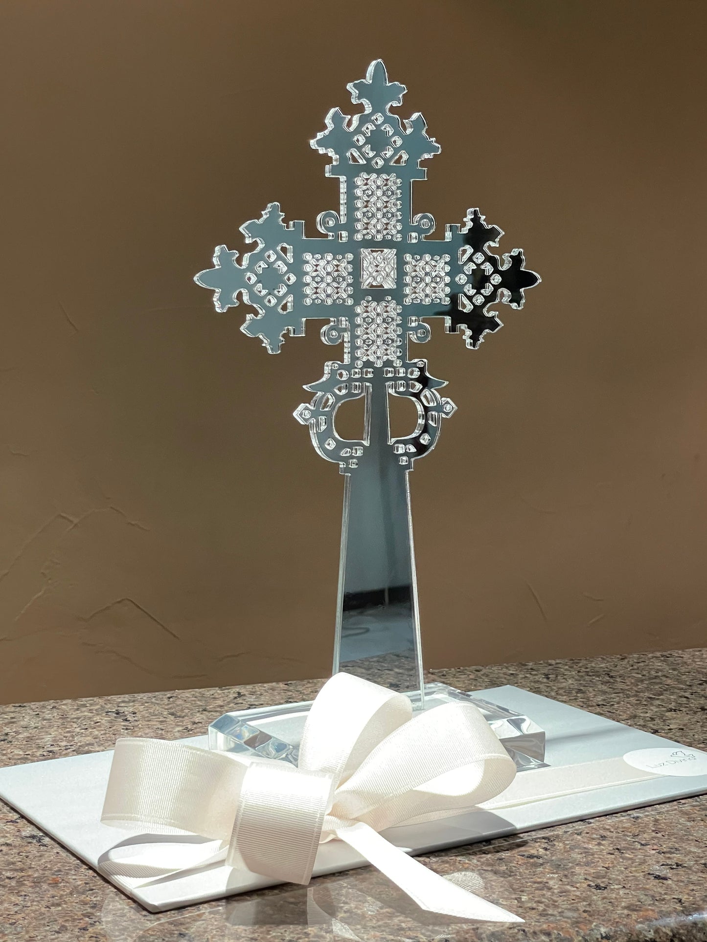 Cruz Etíope de Acrílico Espejo