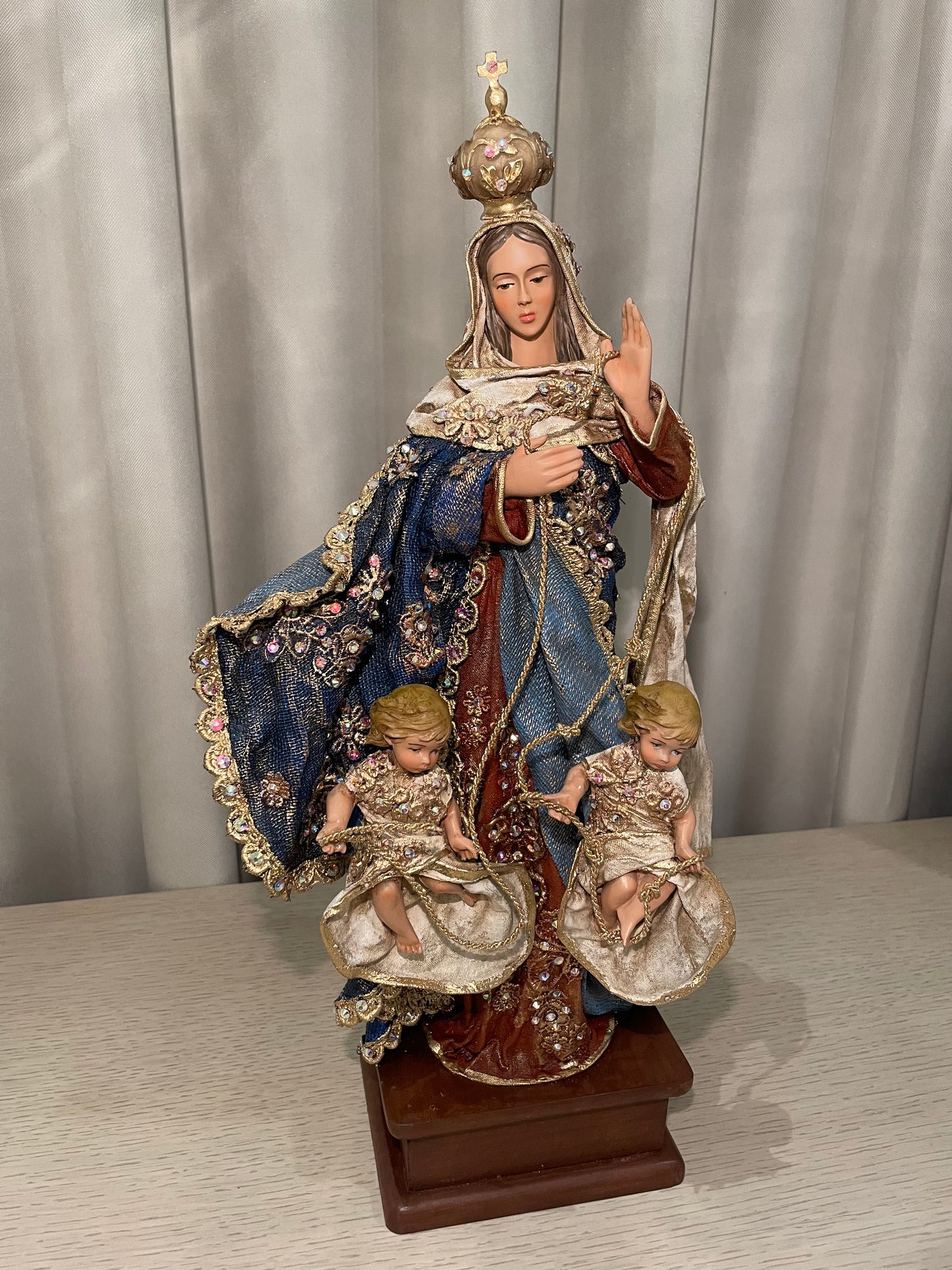 Virgen Desatanudos 46 cm