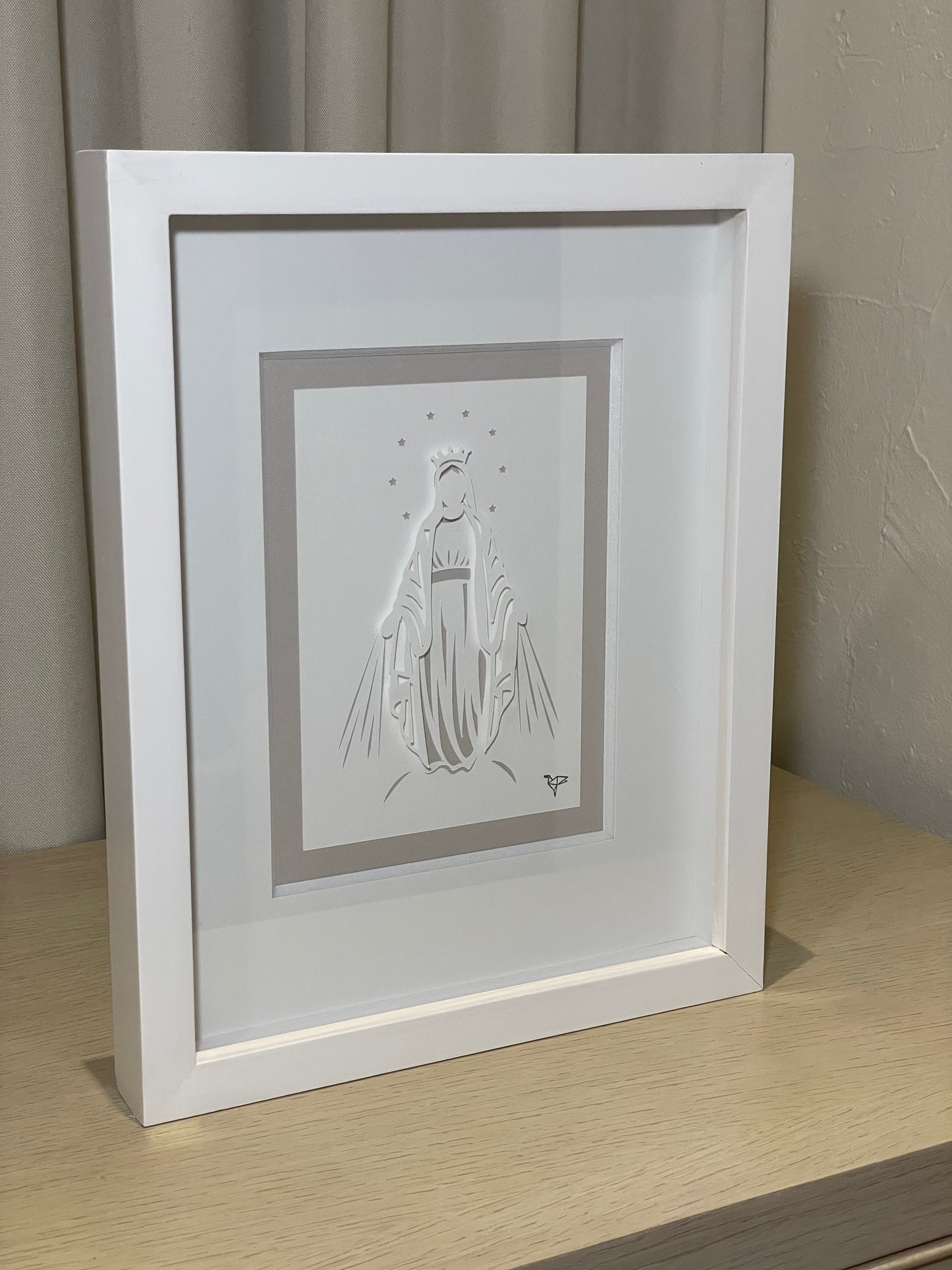 Cuadro Virgen Milagrosa Corte en Papel