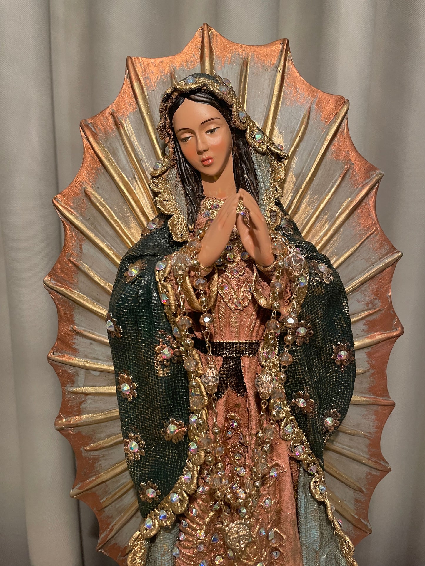 Virgen de Guadalupe 52 cm