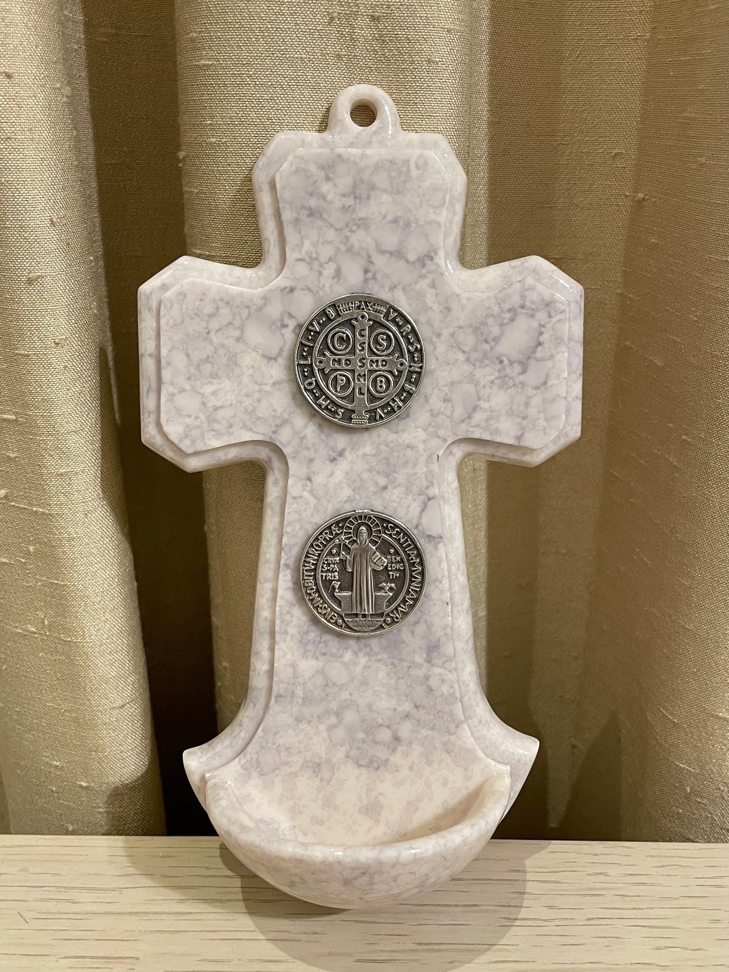 Pila Agua Bendita San Benito