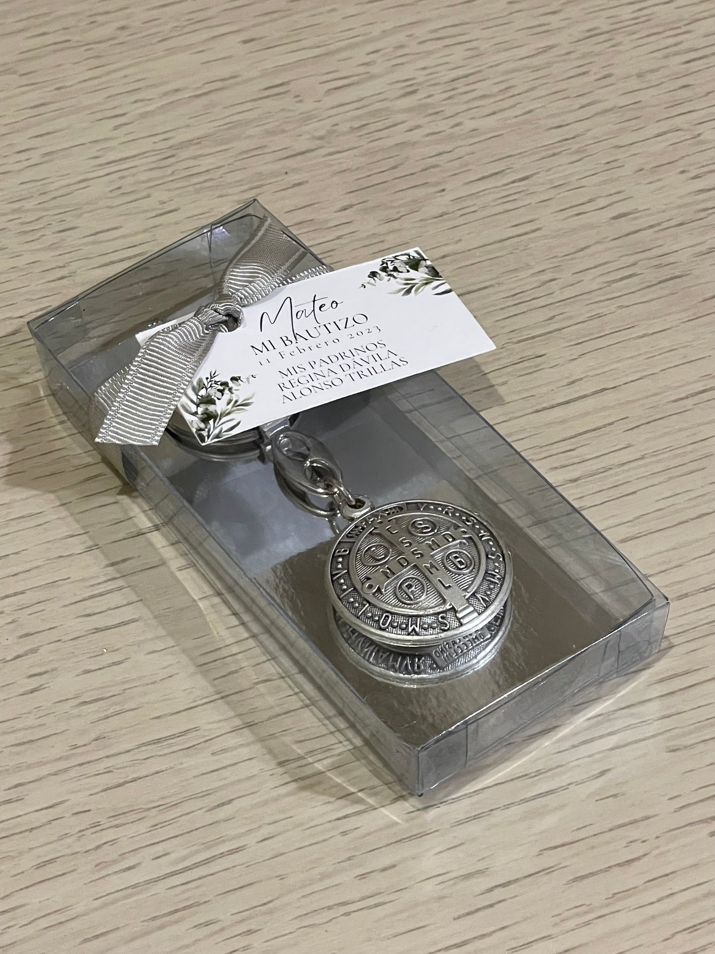 Llavero de San Benito / Paquete de 10 piezas