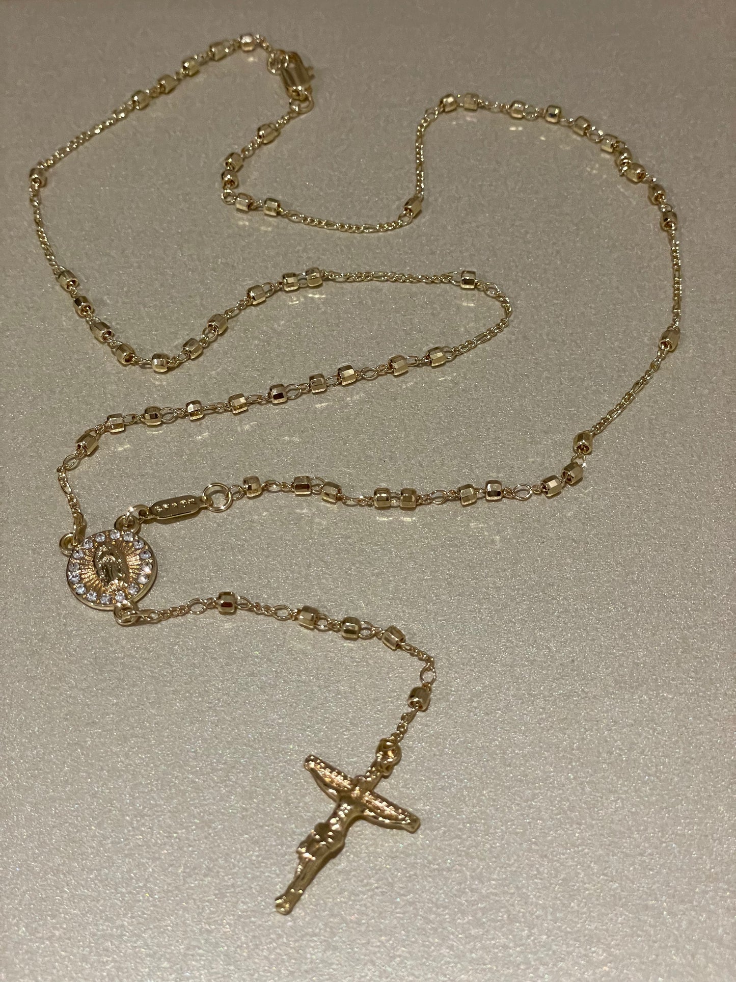 Rosario de Virgen de Guadalupe Oro Laminado