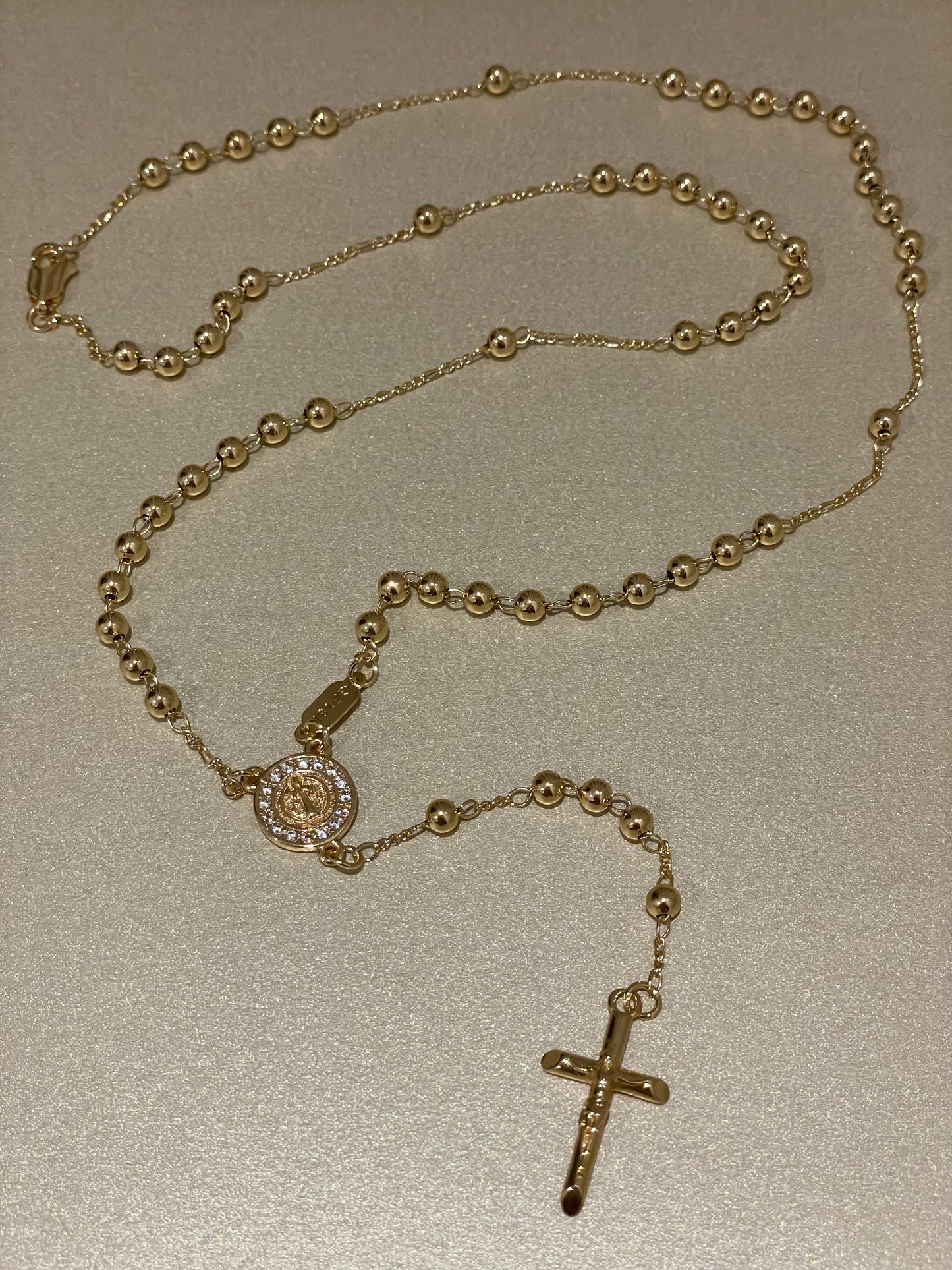 Rosario de San Benito Oro Laminado