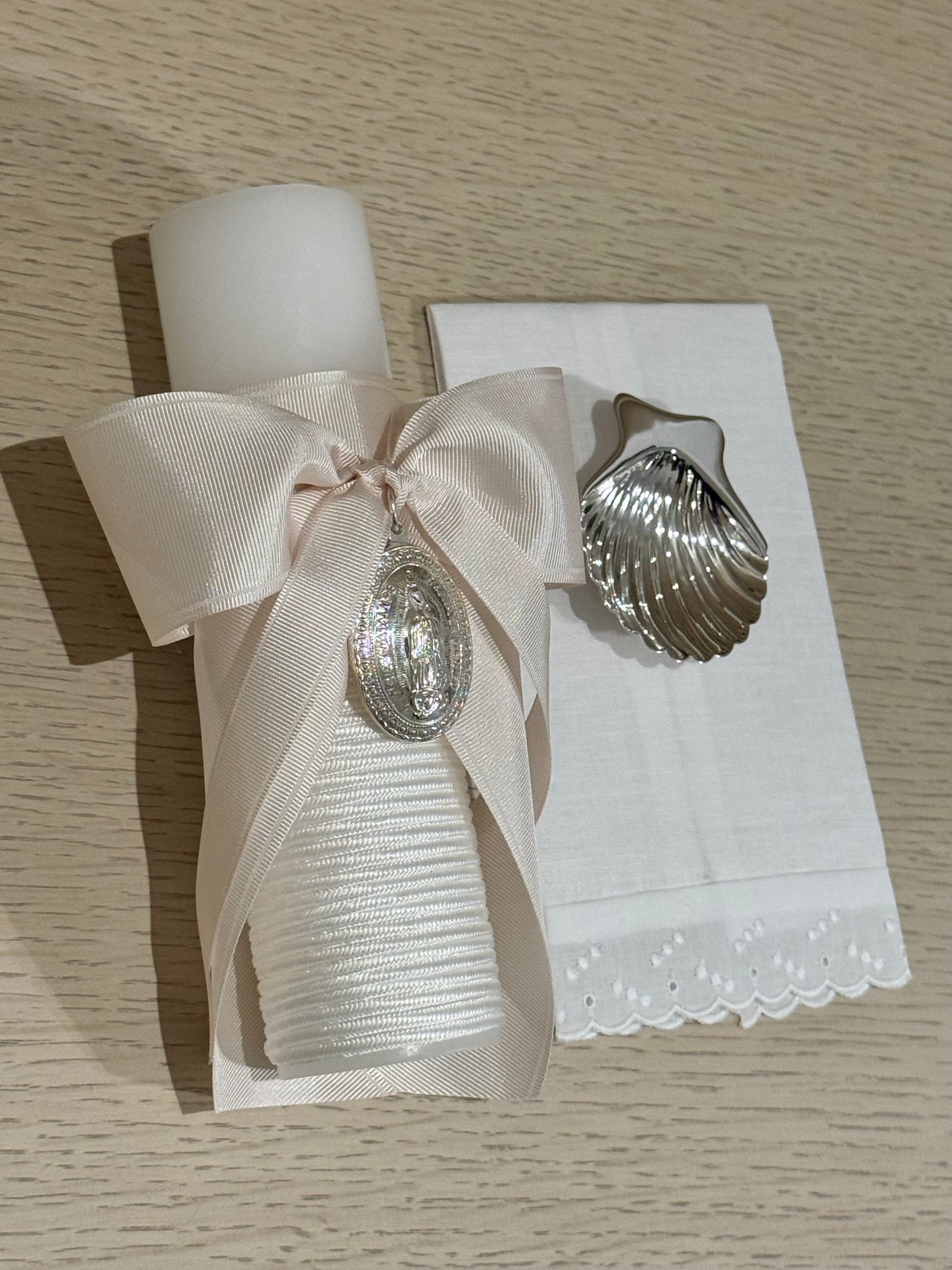 Set de Bautizo con Medalla de la Virgen de Guadalupe