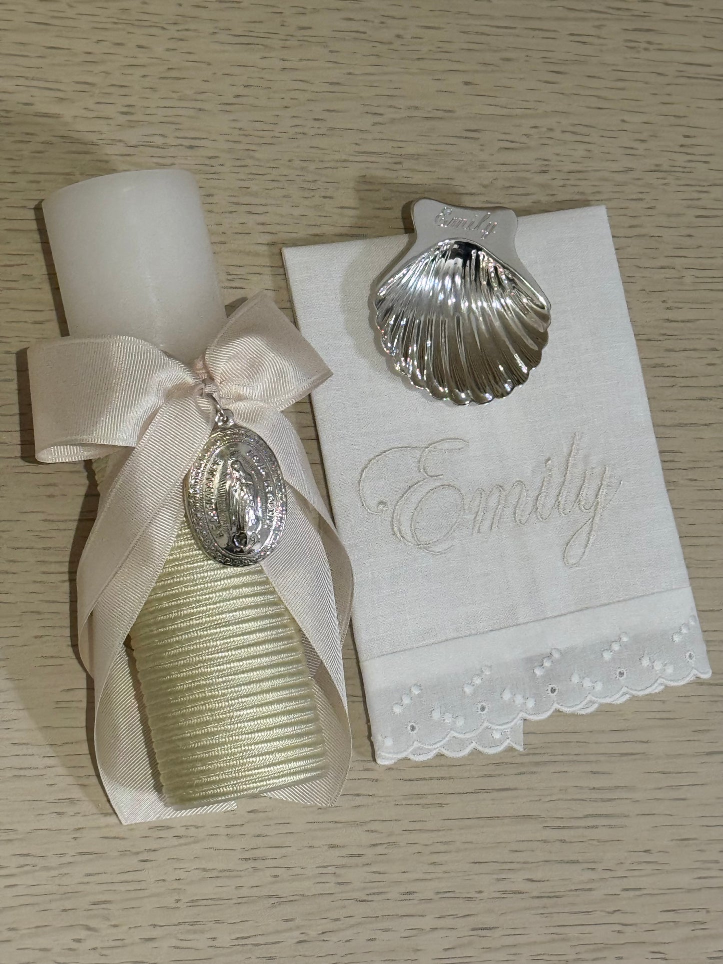 Set de Bautizo con Medalla de la Virgen de Guadalupe - Personalizado