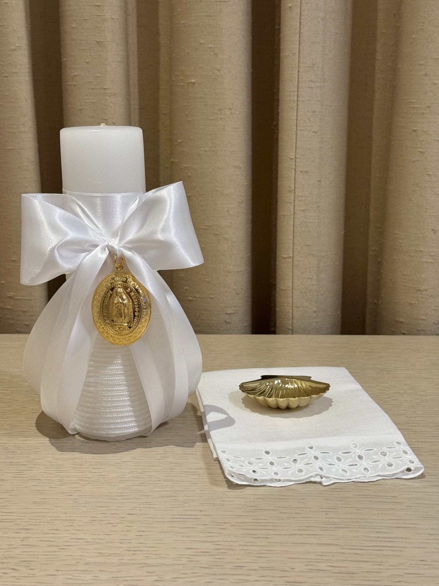 Set de Bautizo con Medalla de la Virgen de Guadalupe