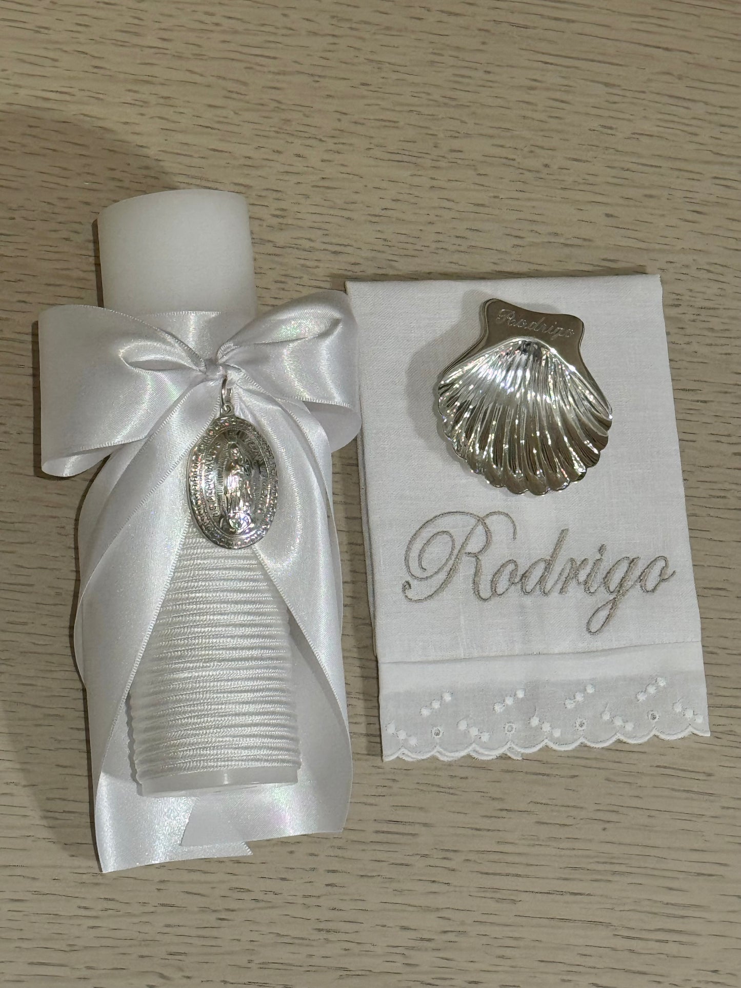 Set de Bautizo con Medalla de la Virgen de Guadalupe - Personalizado
