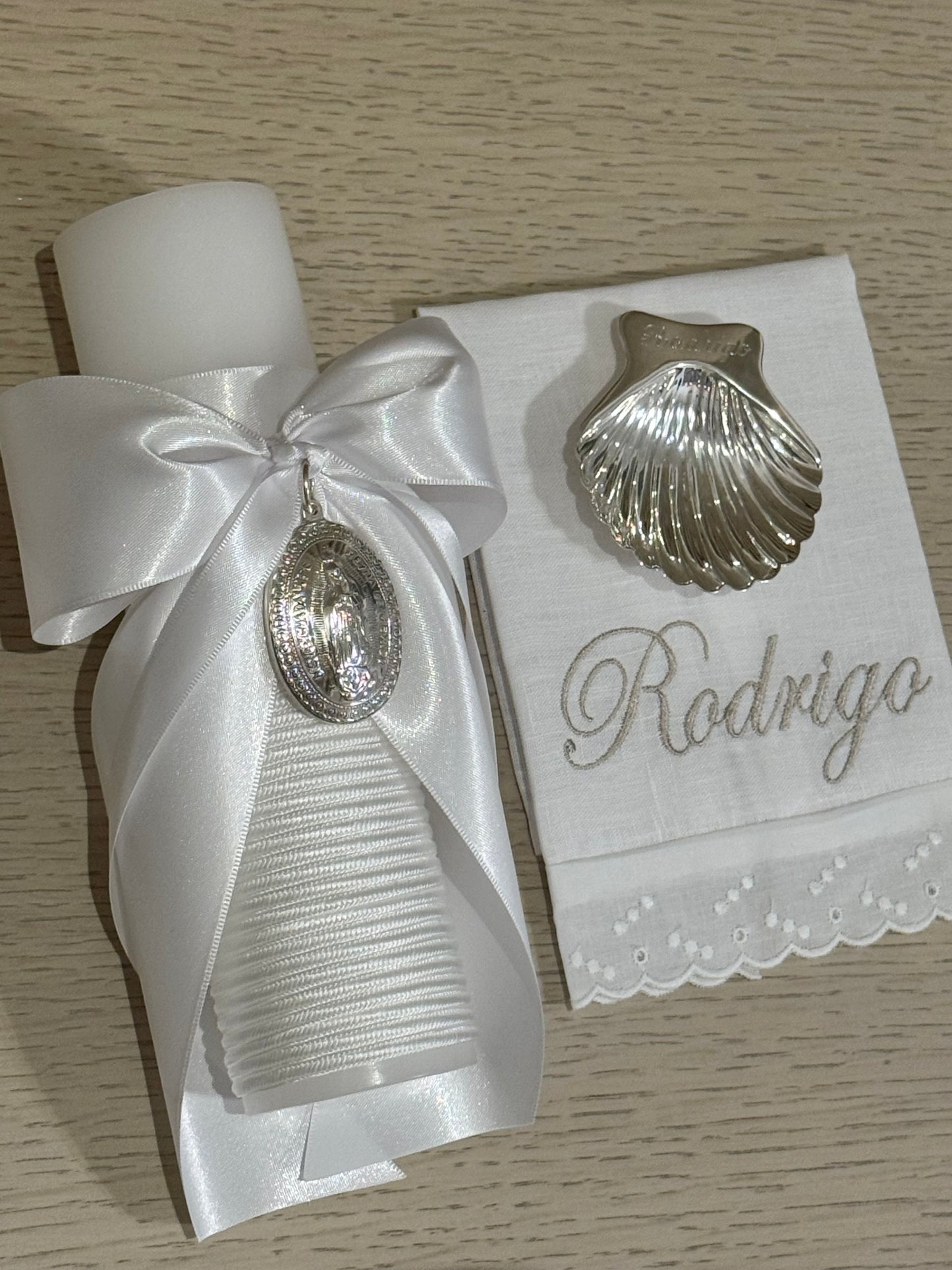 Set de Bautizo con Medalla de la Virgen de Guadalupe - Personalizado