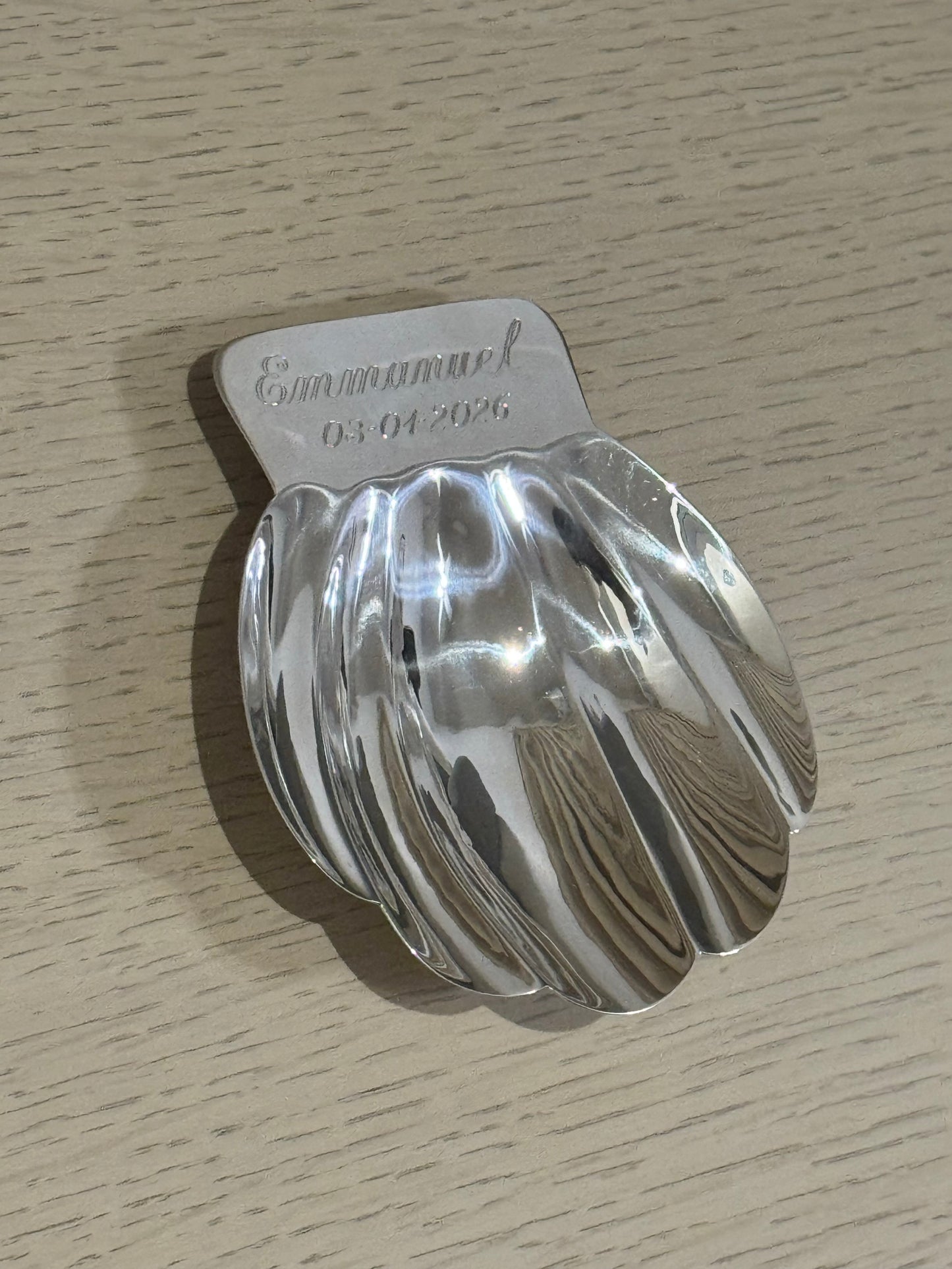 Concha de Bautizo Grande 11.5 x 13 cm