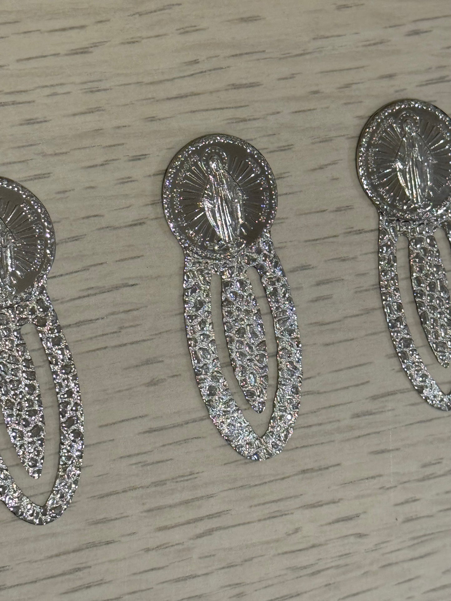 Separador de Libros Redondo Virgen Milagrosa / Paquete de 10 piezas