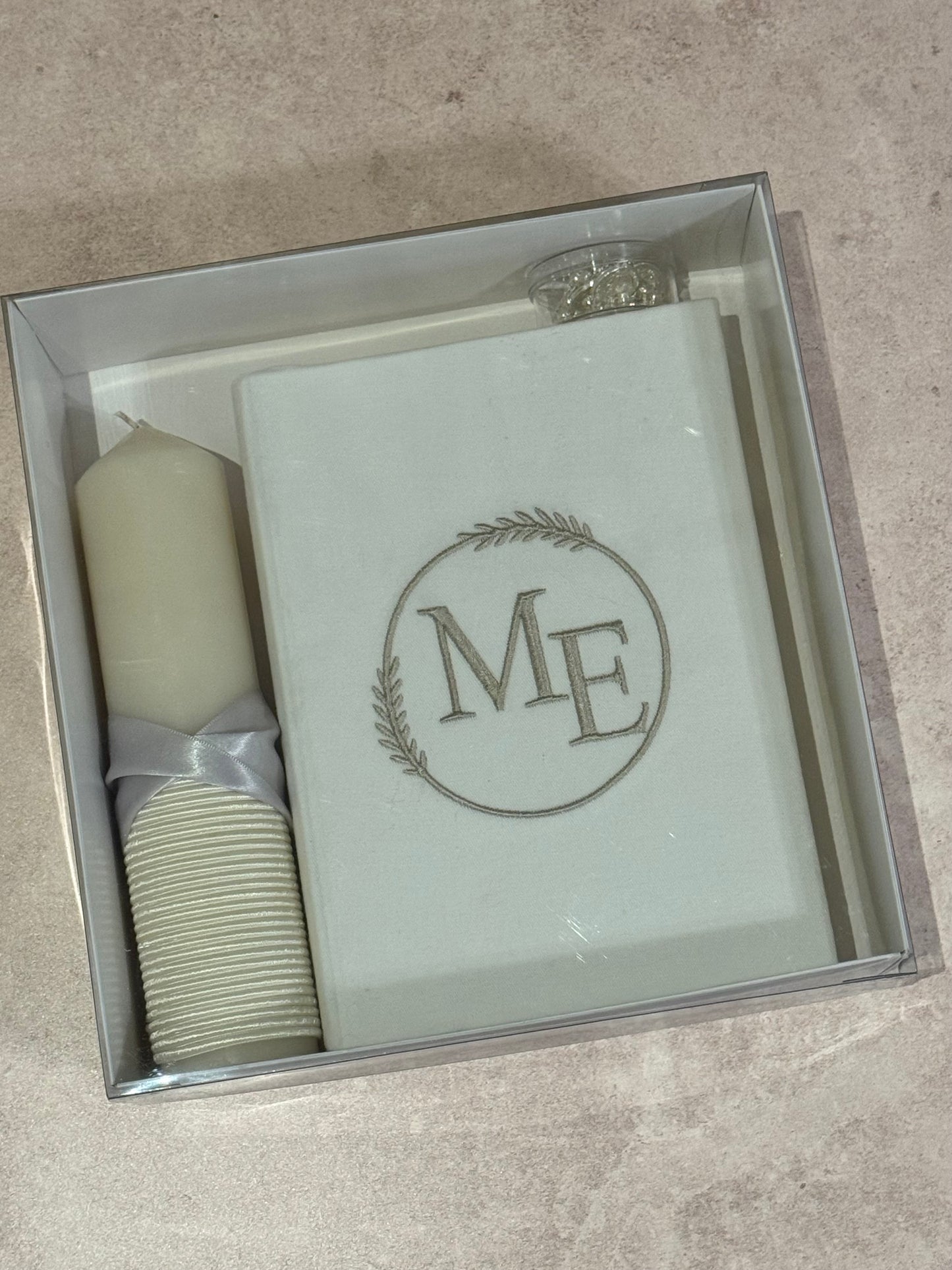 Set de Bodas/ Vela, Biblia y Rosario