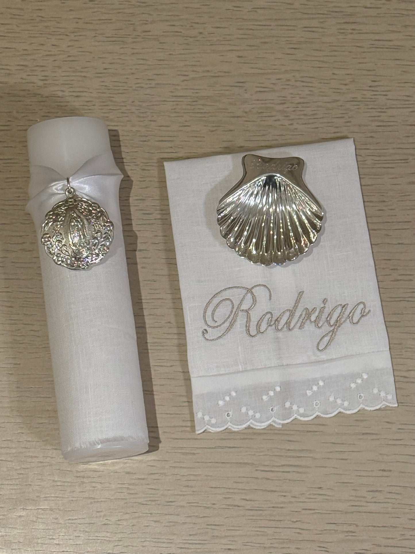 Set de Bautizo con Medalla de la Virgen de Guadalupe - Personalizado