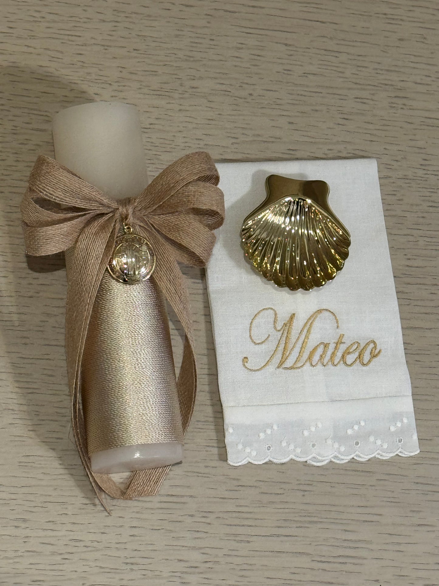 Set de Bautizo con Medalla de San Benito - Personalizado