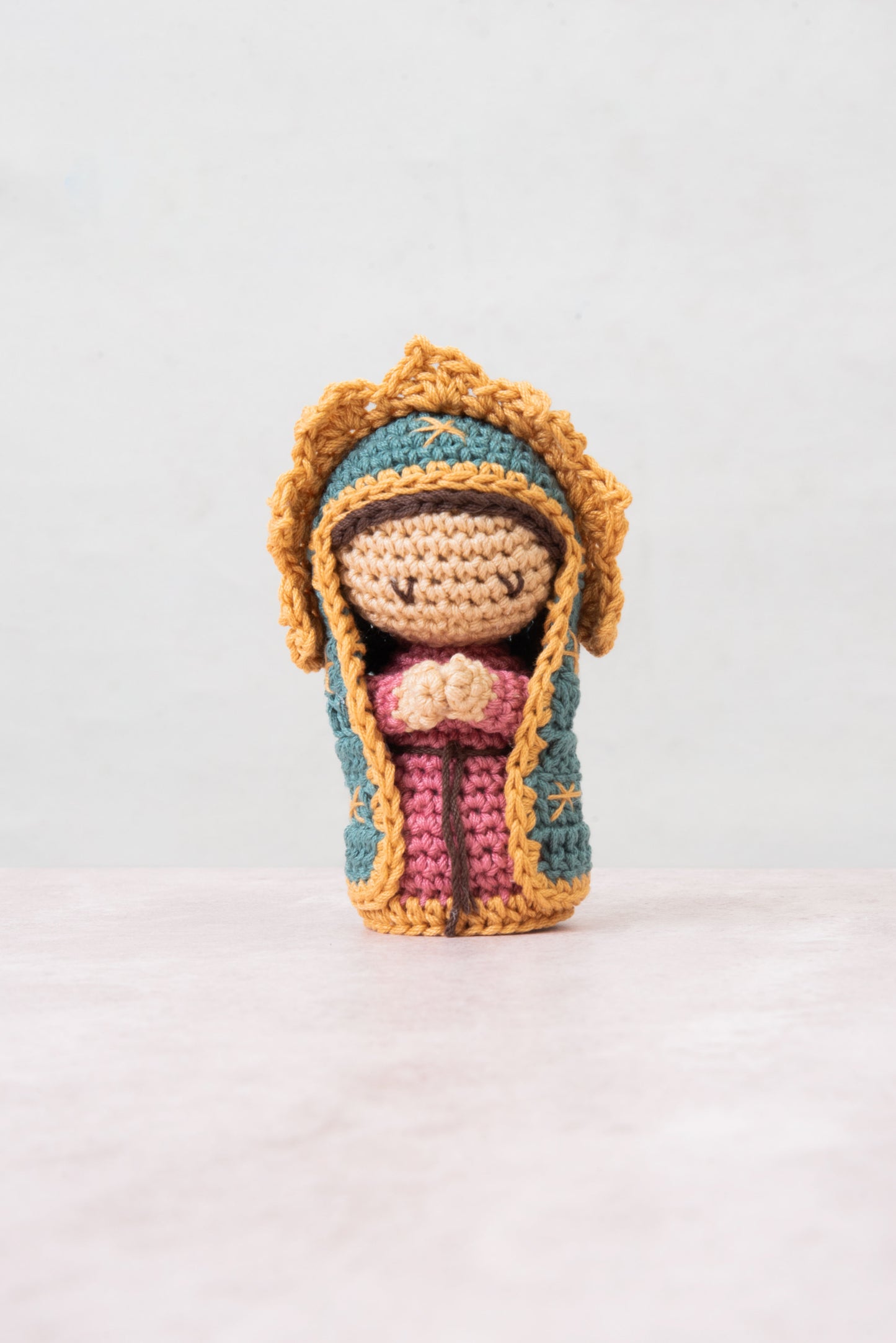 Virgencita de Guadalupe Crochet 12 cm / Paquete de 10 piezas