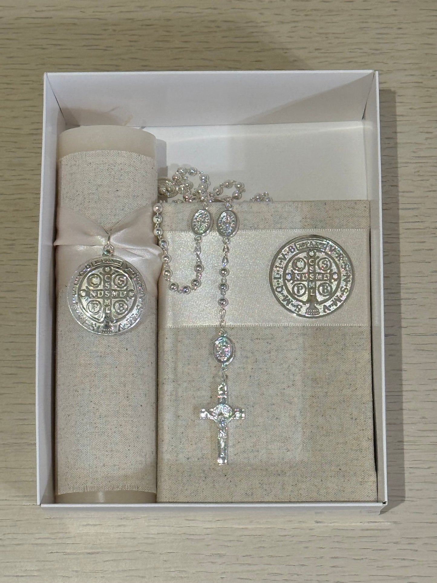 Set de Primera Comunión San Benito