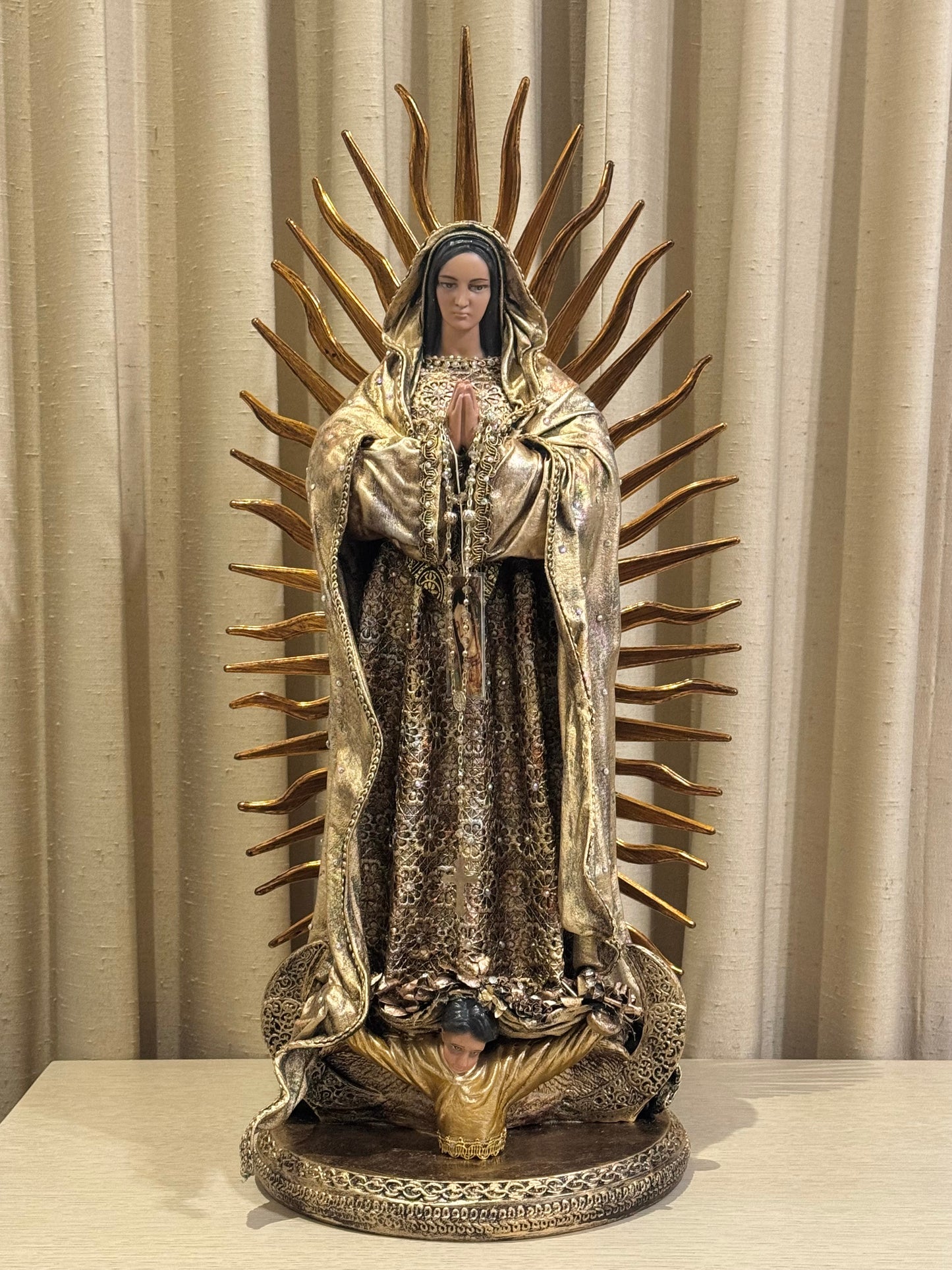 Virgen de Guadalupe 70 cm