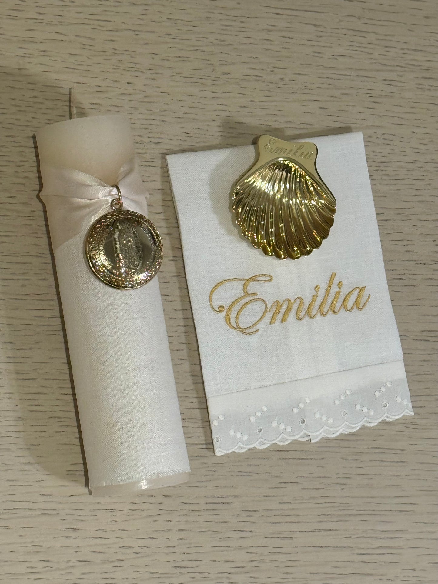 Set de Bautizo con Medalla de la Virgen de Guadalupe - Personalizado