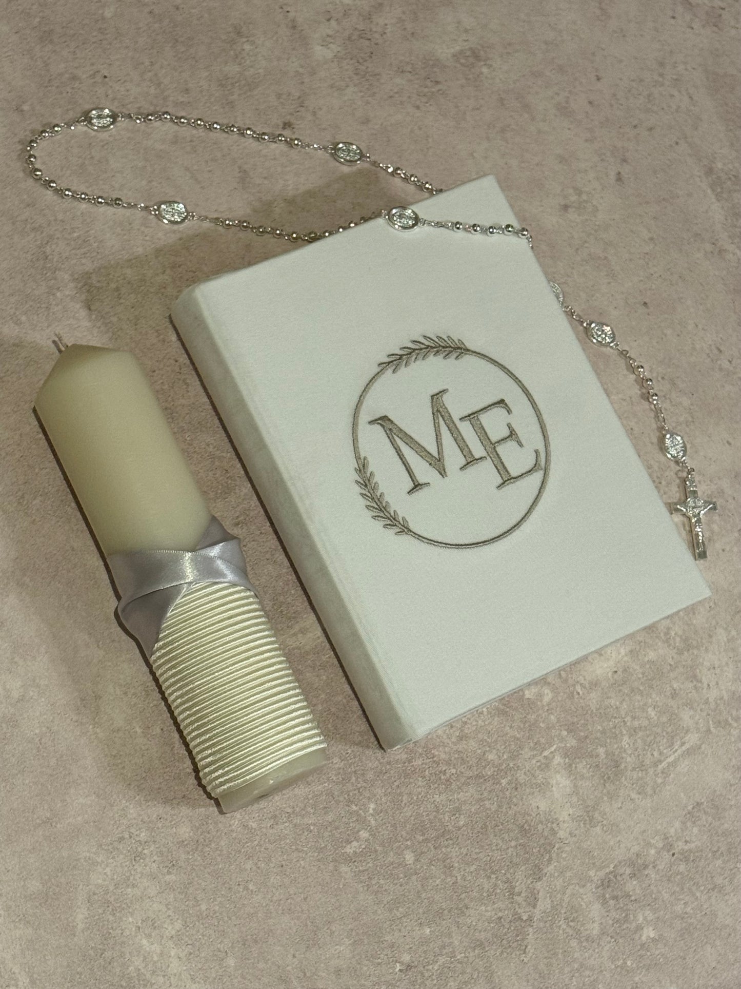 Set de Bodas/ Vela, Biblia y Rosario